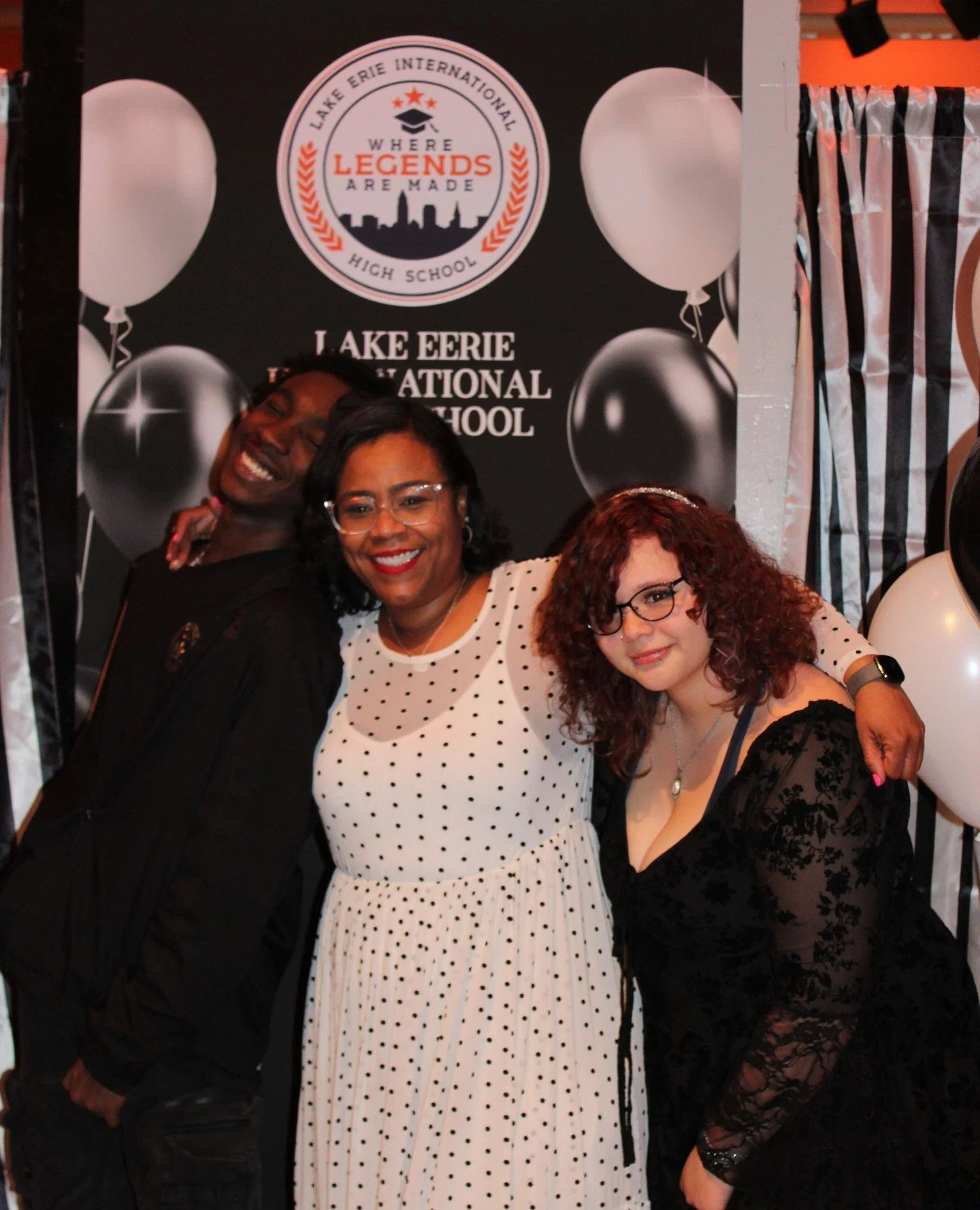 🖤🤍 A night to remember at Lake Erie! Last week&rsquo;s Black &amp; White Dance was full of style, smiles, and unforgettable memories. Our students brought the energy and the elegance&mdash;what a night to celebrate together! 🎉 #LakeErieEvents #Bla