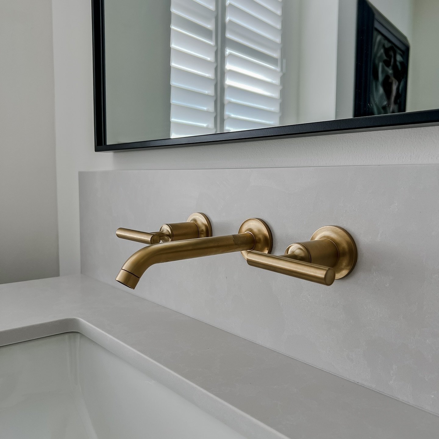 We&rsquo;re wrapping up the final touches on a jaw-dropping modern master bathroom remodel, and we can&rsquo;t wait to share the transformation with you! 

✨ But the excitement doesn&rsquo;t stop there with this client&mdash;next up, we&rsquo;re brin