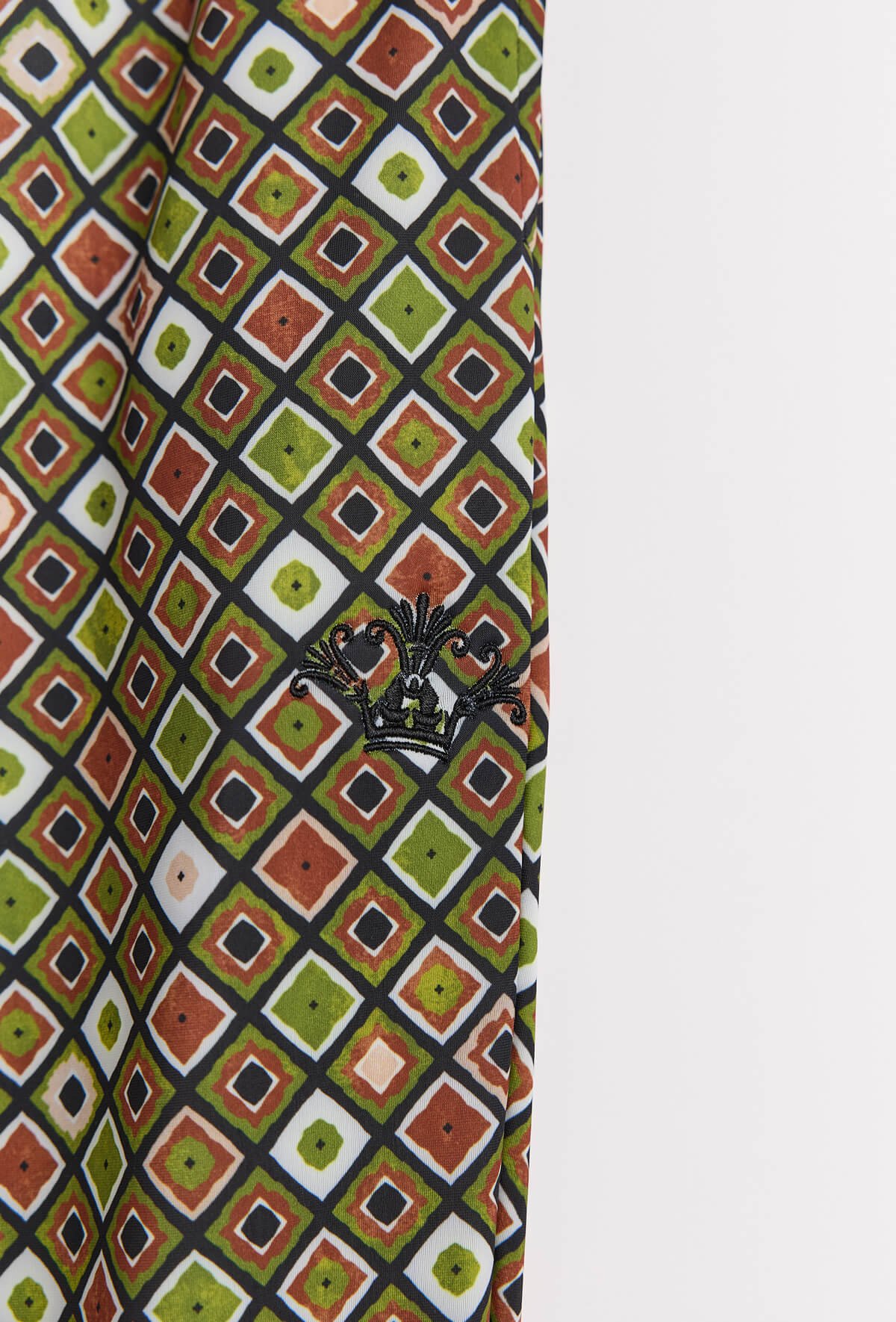 NOBLESSE_PRIVEE_011826_24883_ 1.jpg