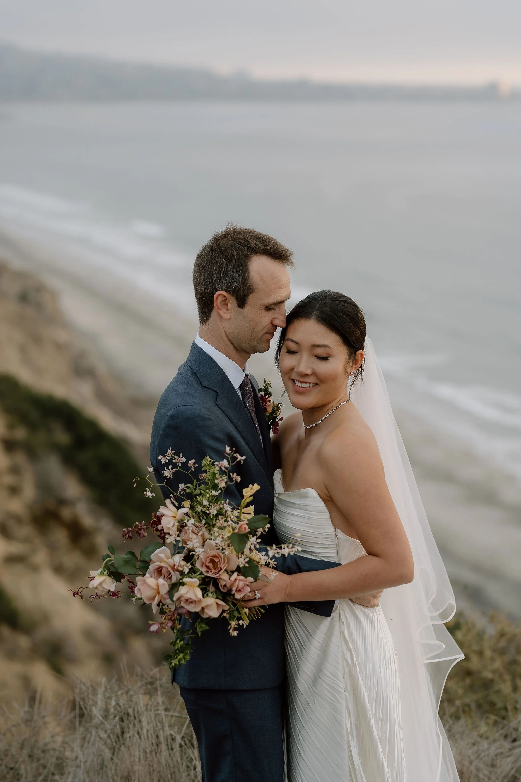Rich fall wedding at the Lodge in Torrey Pines