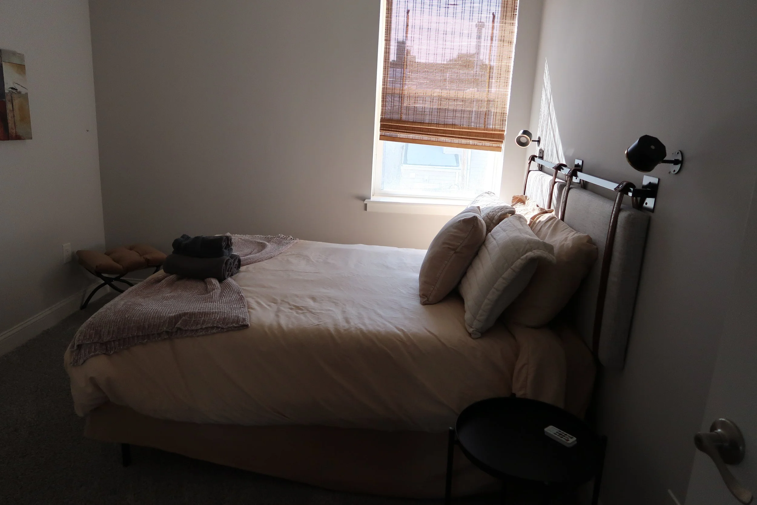 bedroom 2 queen bed