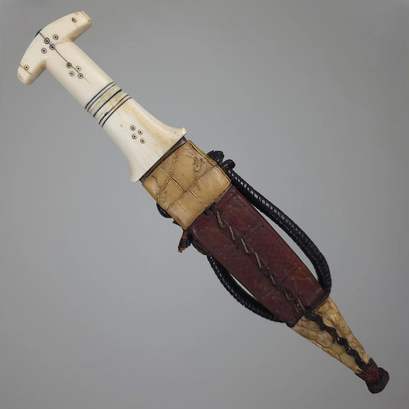 Azande Arm Dagger