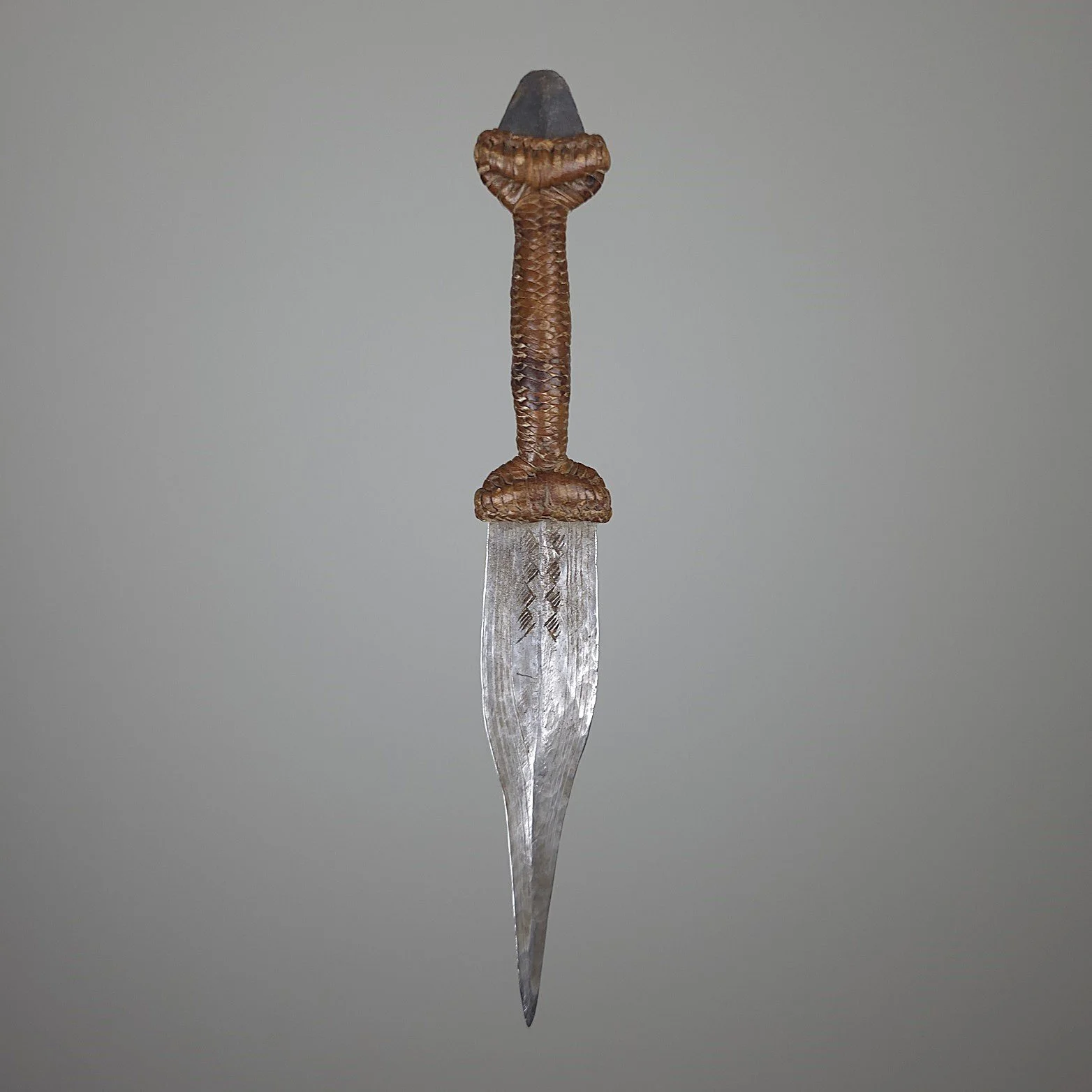 Toubou Arm Dagger