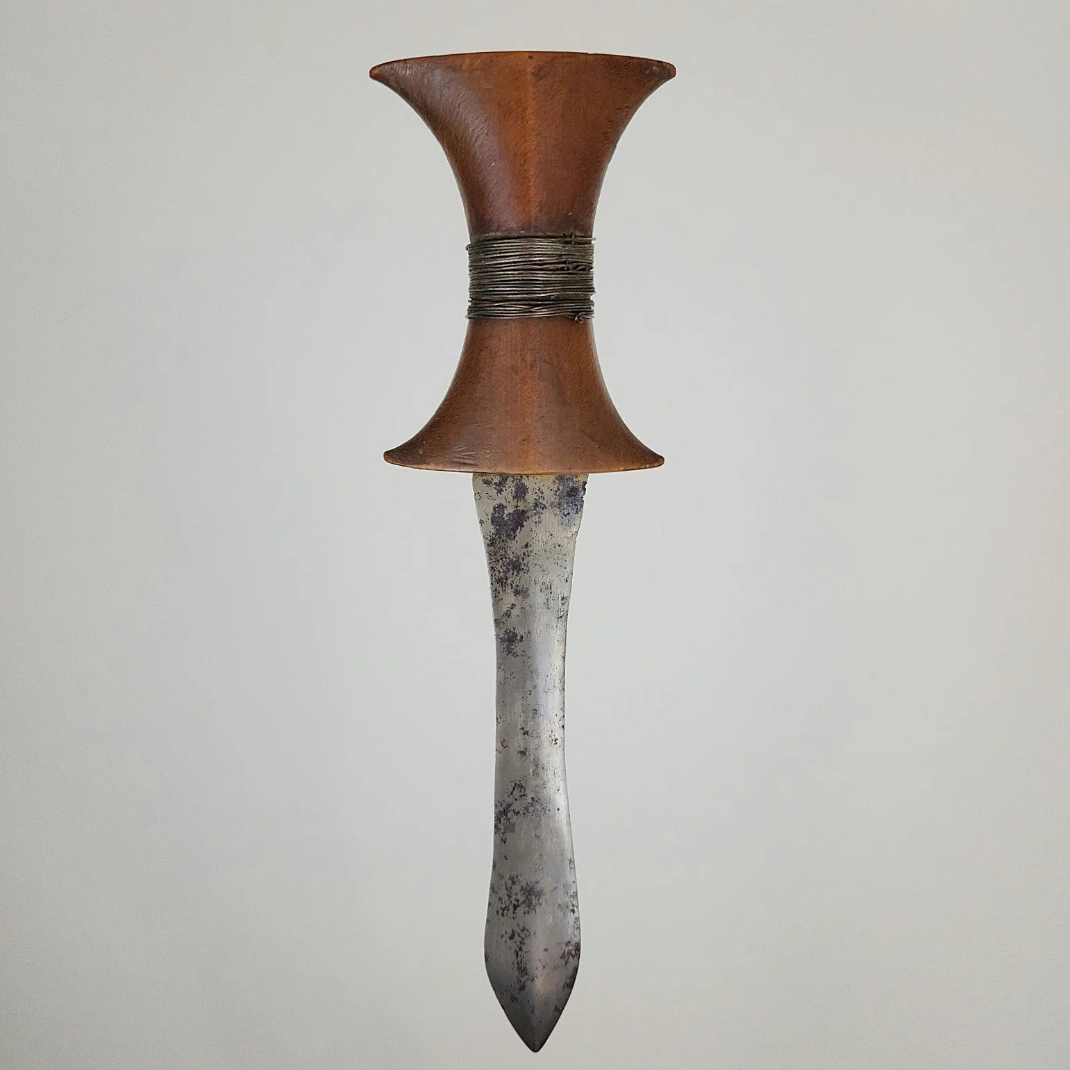 Arm Dagger