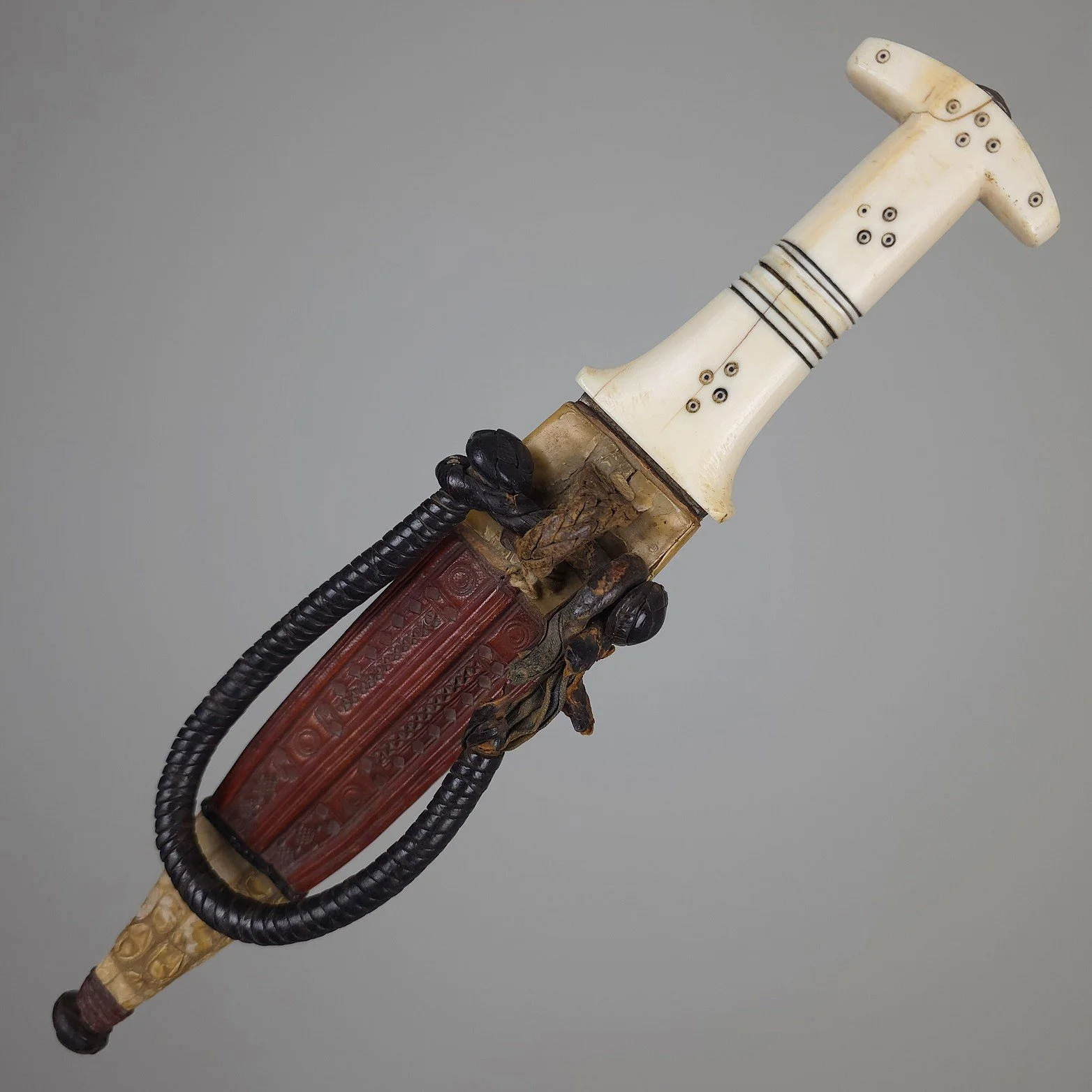 Azande Arm Dagger