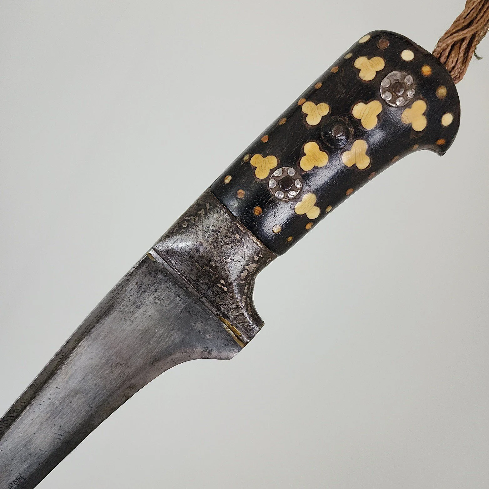 Karud 155 1.8.jpg