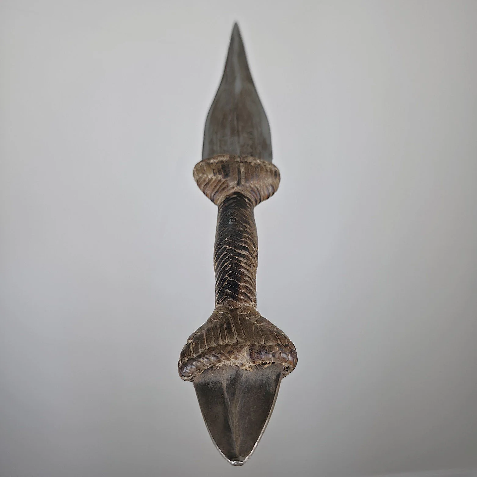 Toubou Arm Dagger