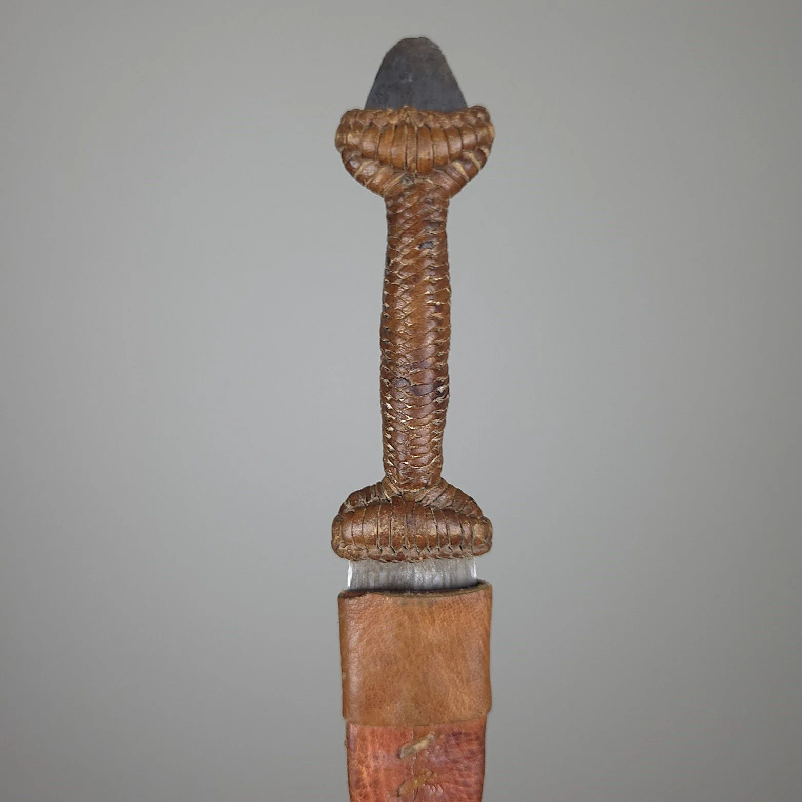 Toubou Arm Dagger