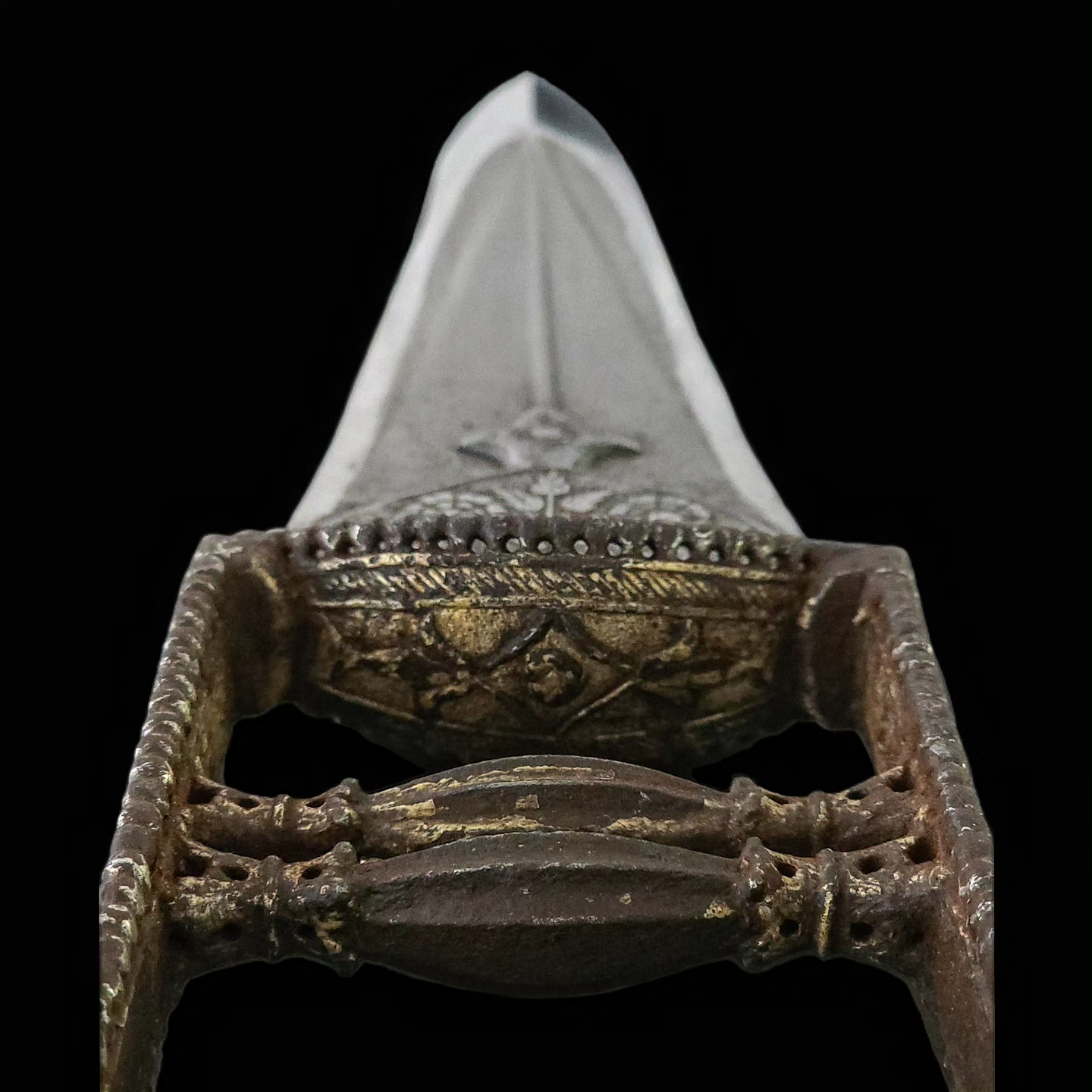 A Fine Large Indian crystalline Wootz Katar