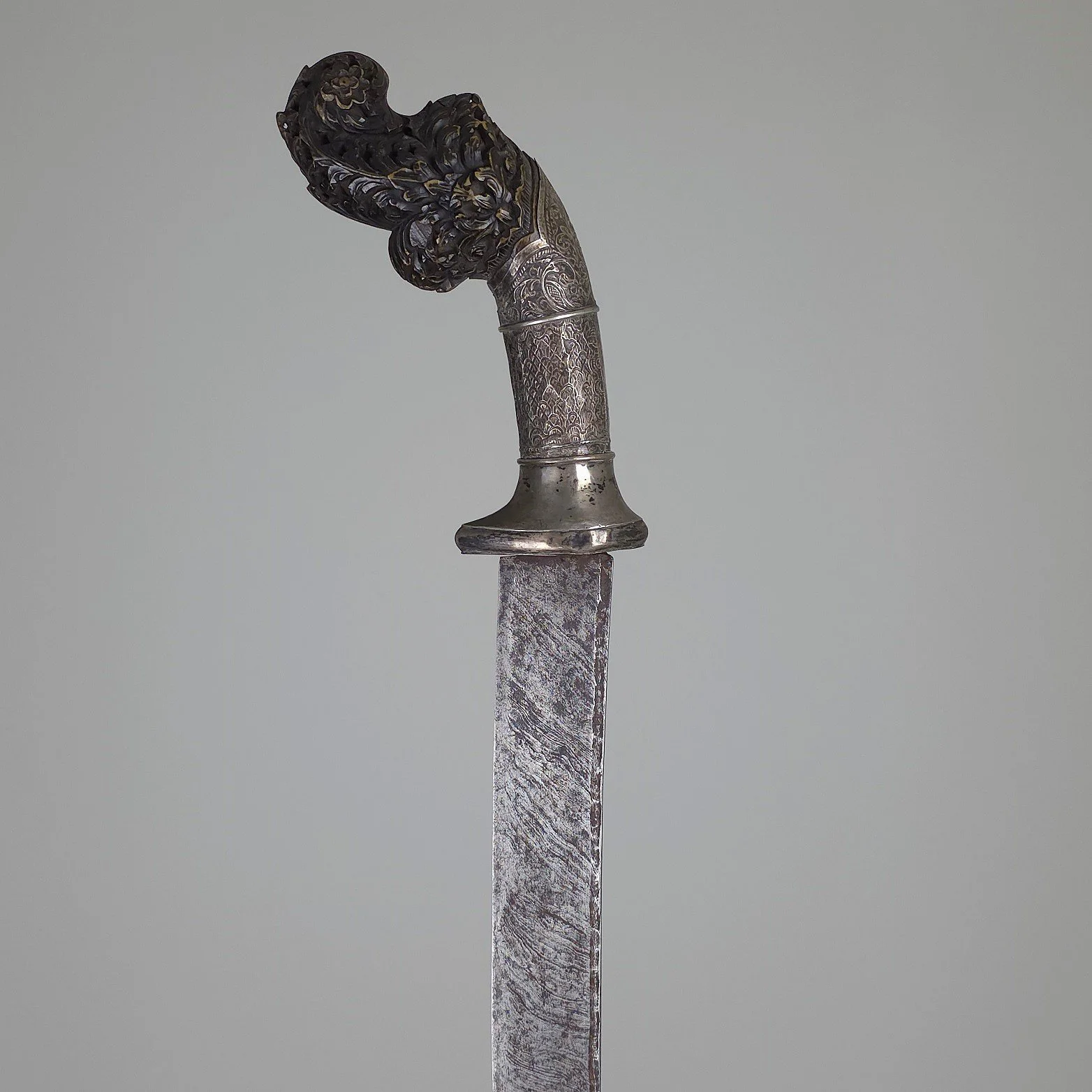 Pedang (Pedang Bengkok)
