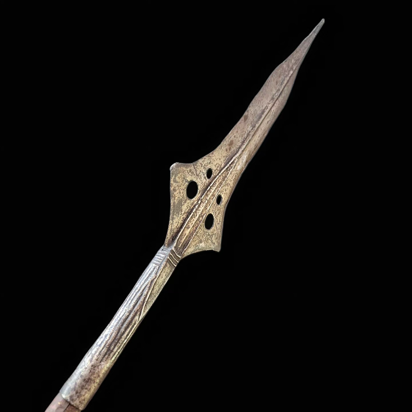 Mongo Currency Spear