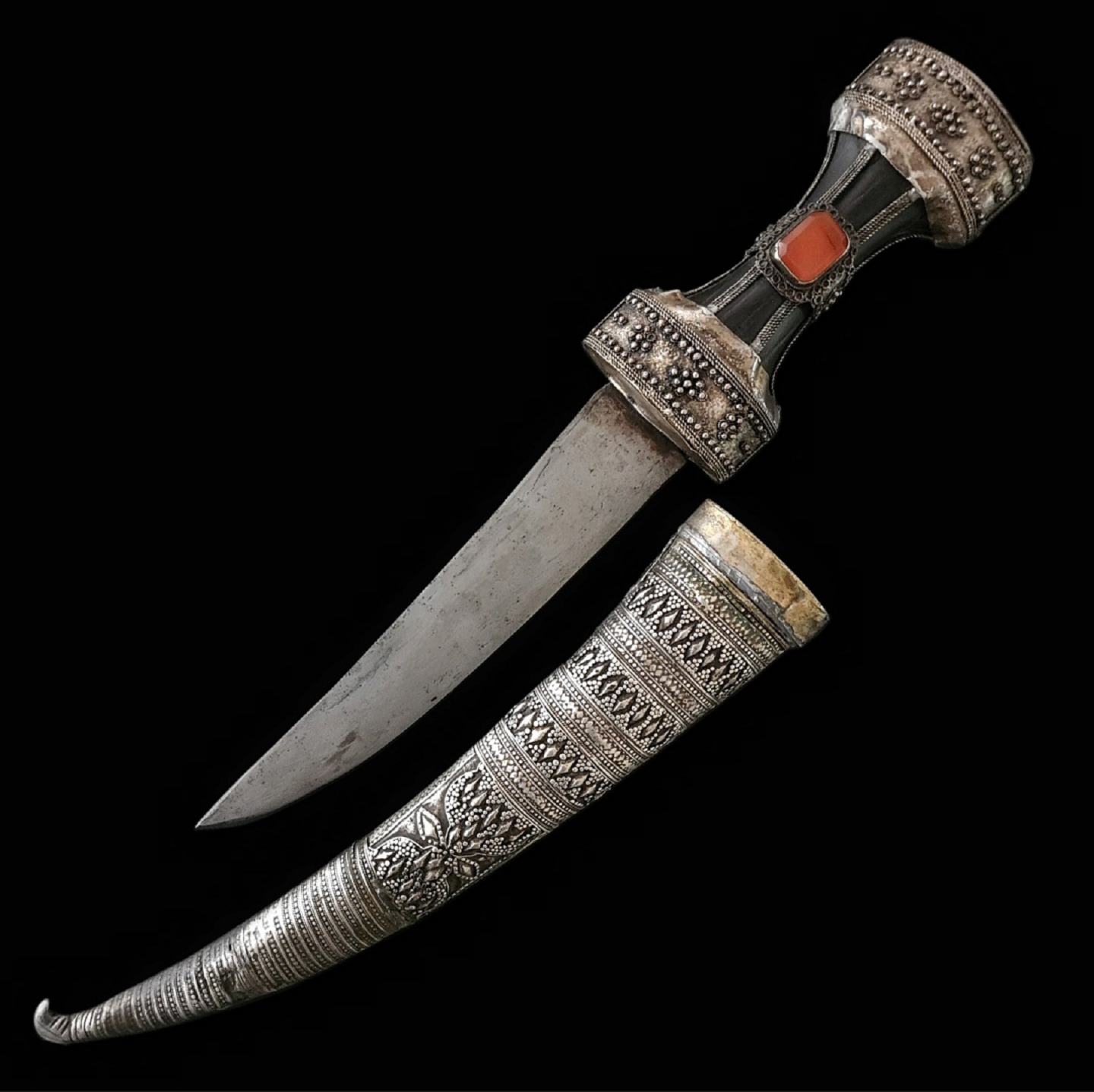 A Fine Ottoman Kurdish Khanjar