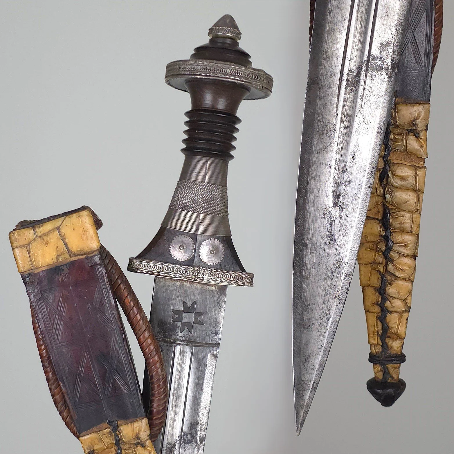 Arm Dagger