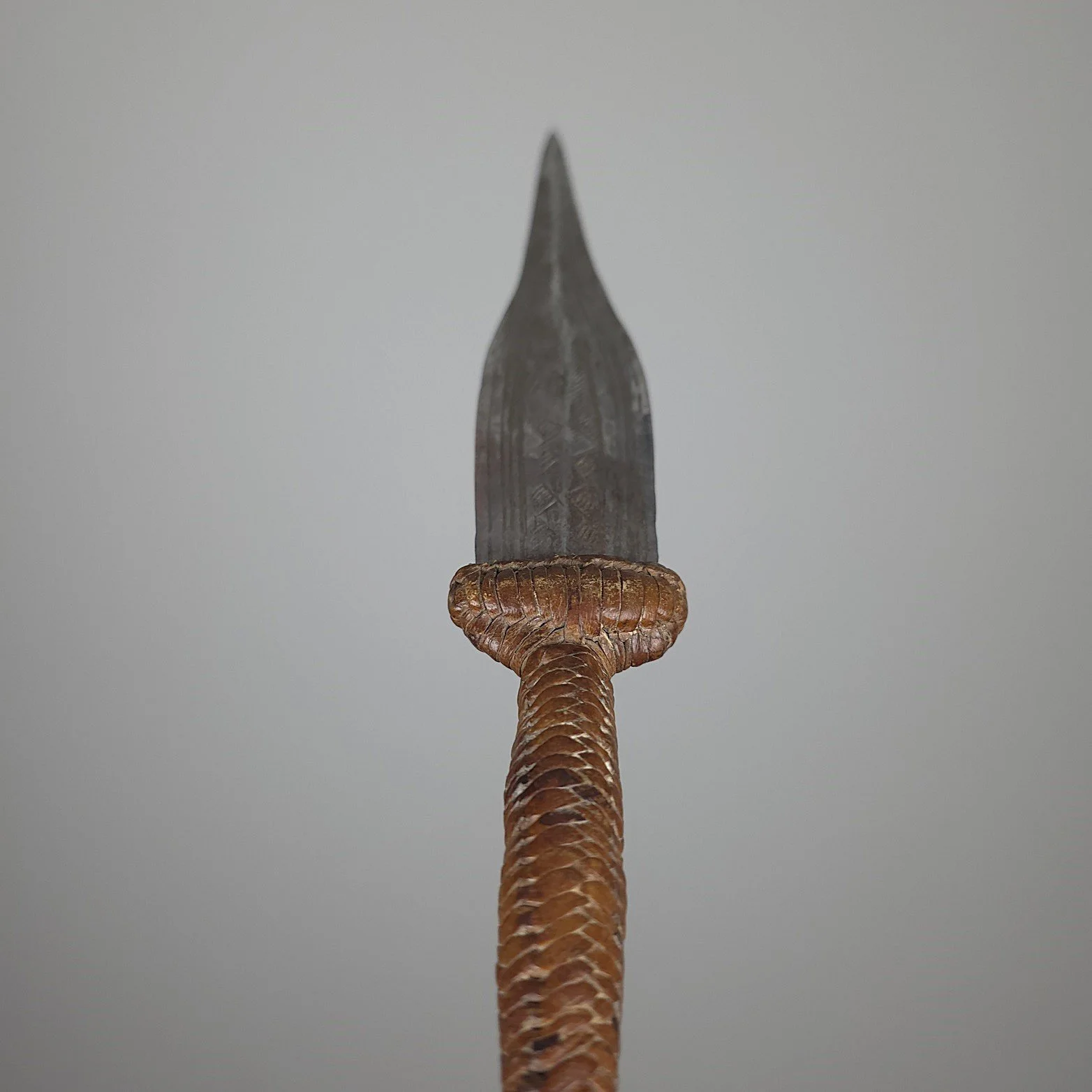 Toubou Arm Dagger