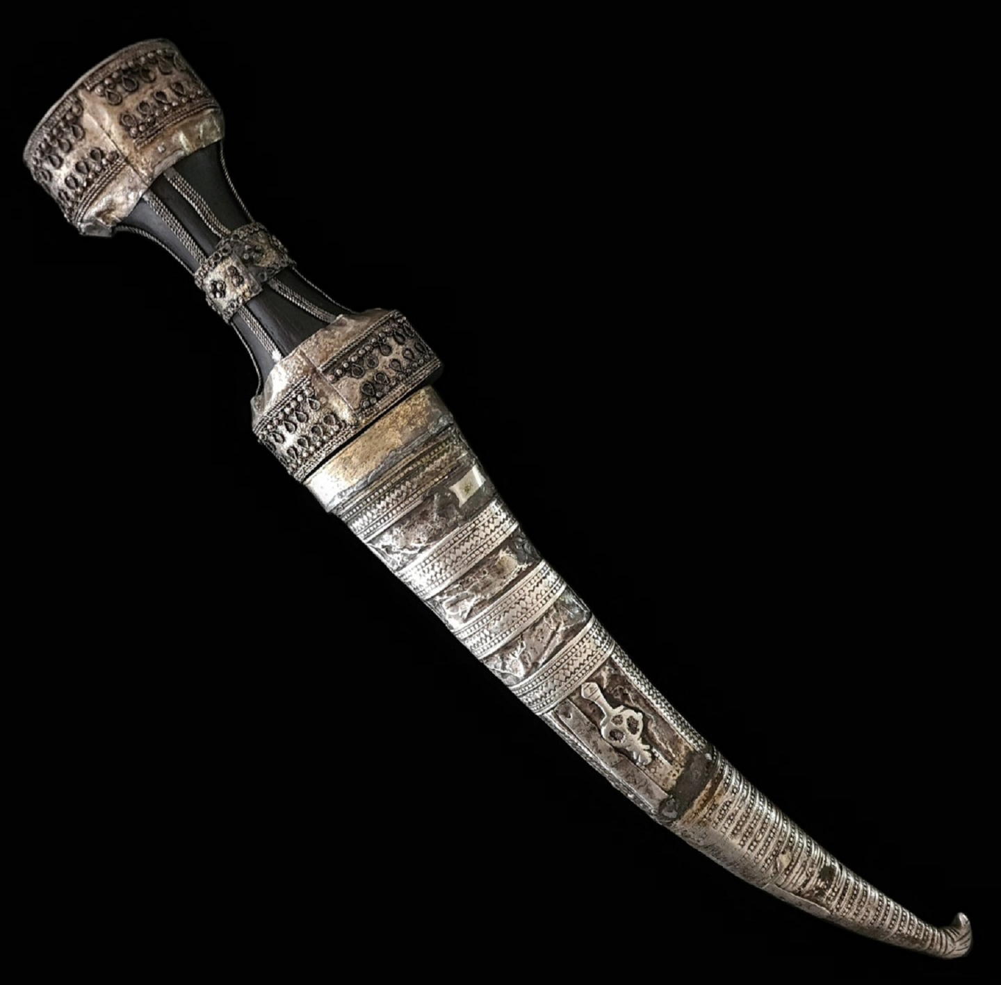 A Fine Ottoman Kurdish Khanjar