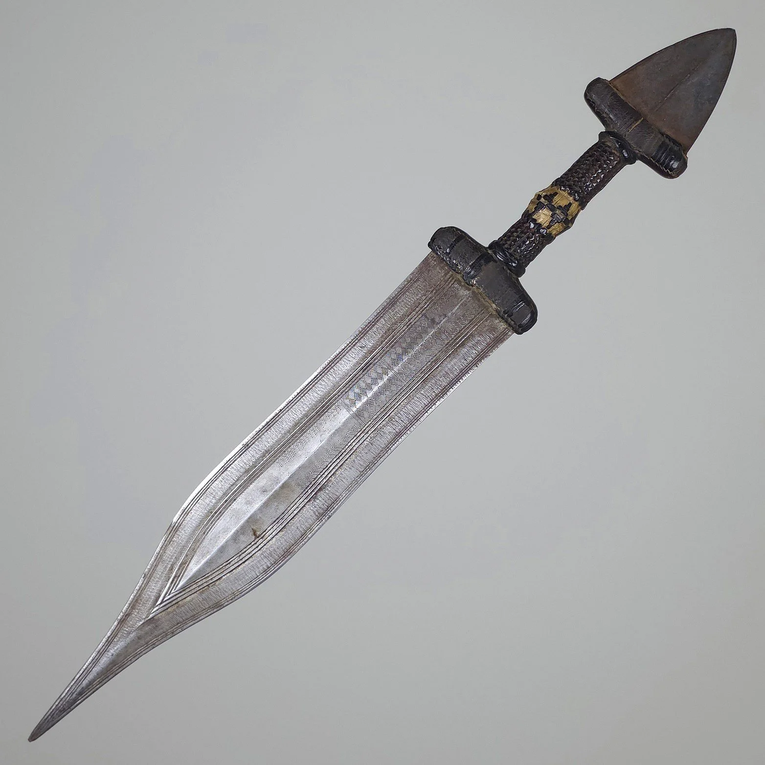 Kanuri / Kotoko Arm Dagger