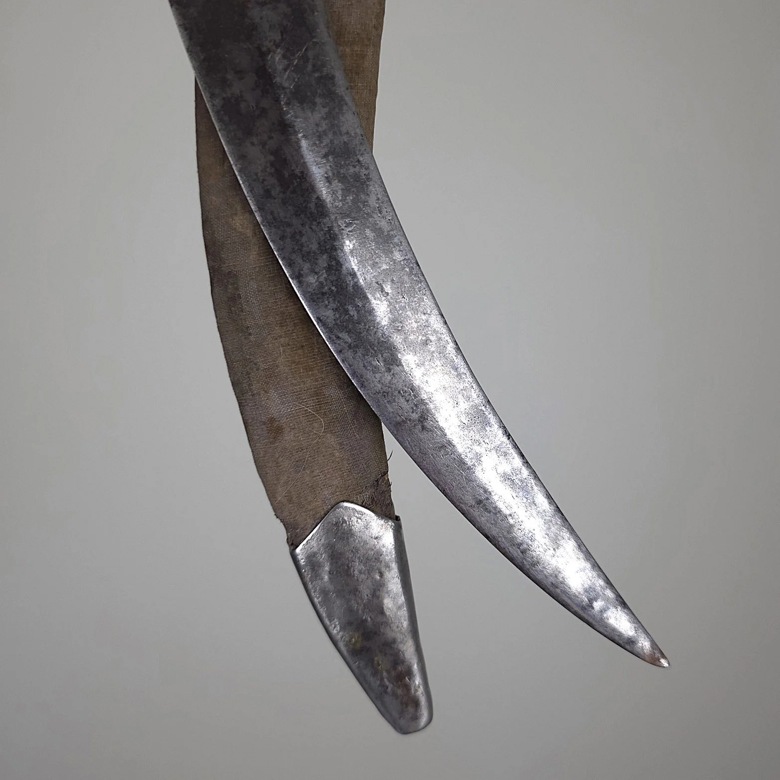 Dongola Dagger 488 9.jpg