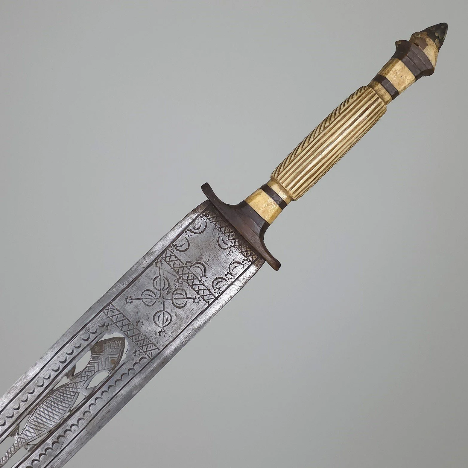 Dongola Sword