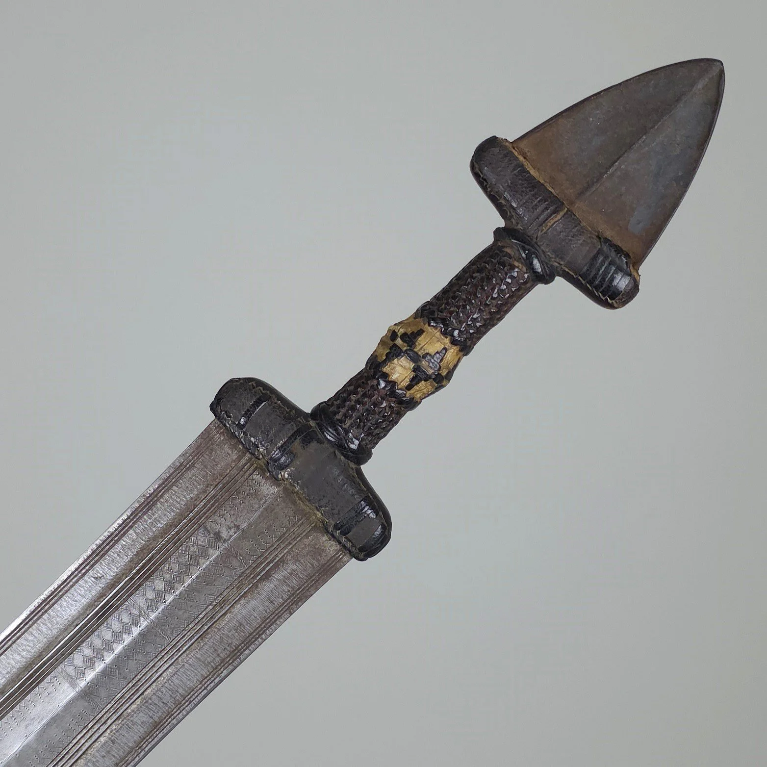 Kanuri / Kotoko Arm Dagger