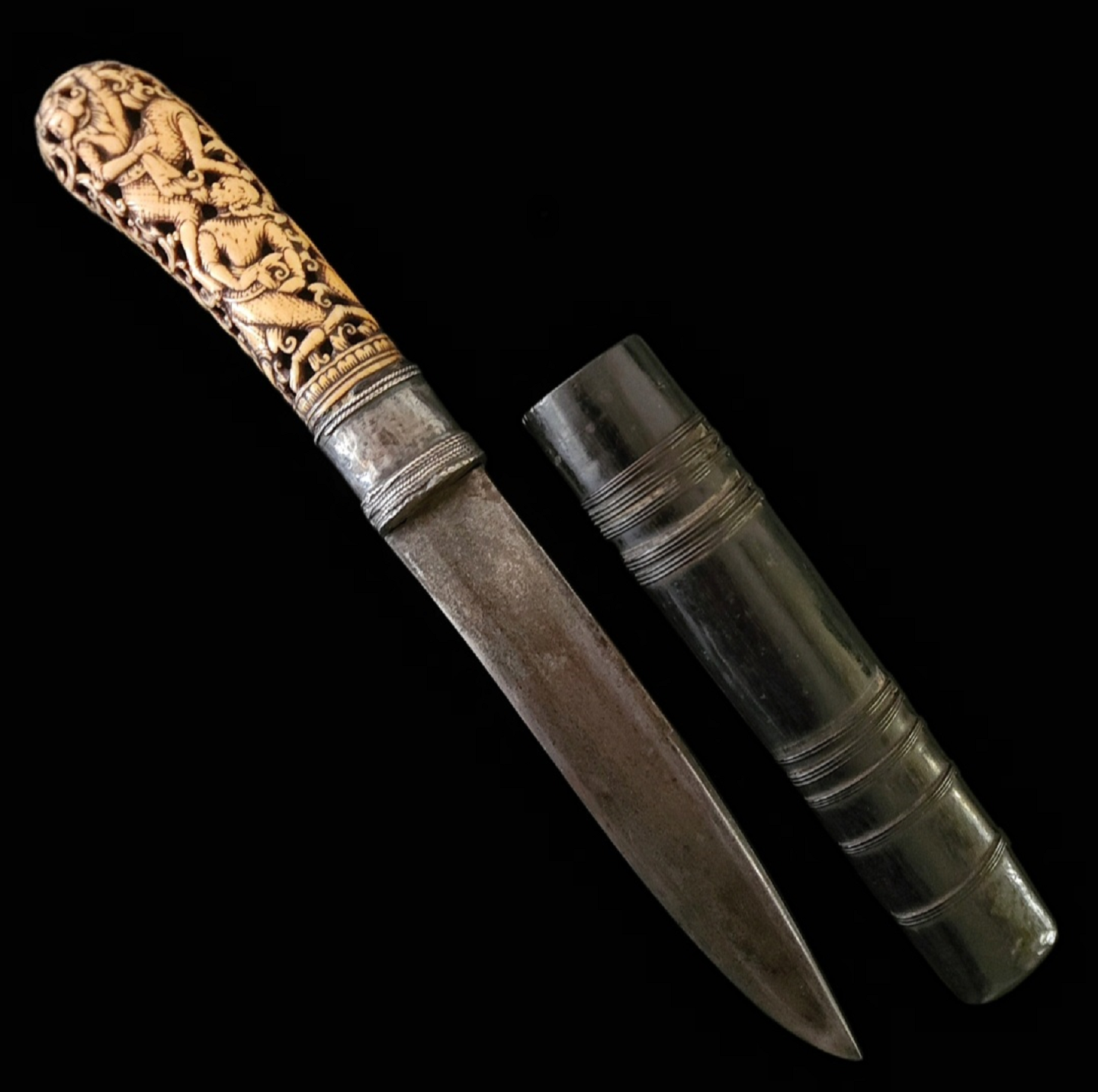 A Fine Dha Hmyuang with Figural Ivory Carved Hilt