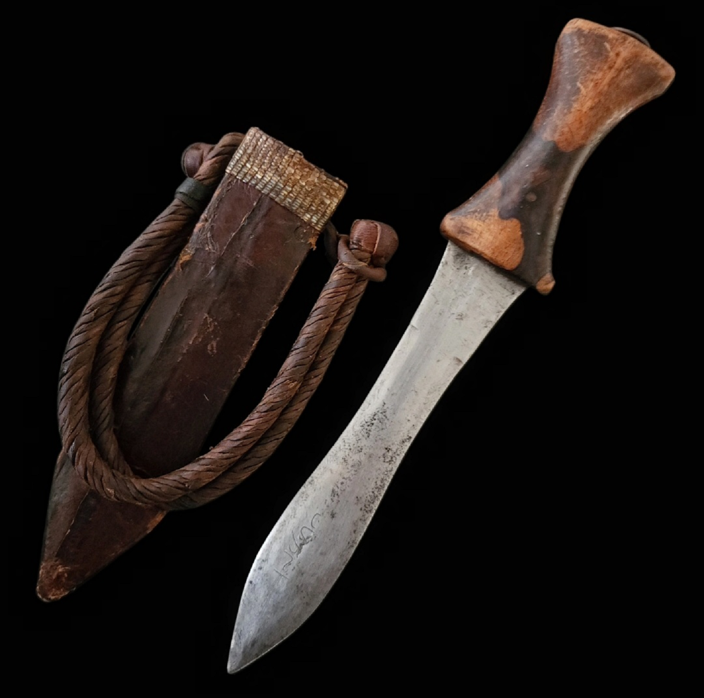 An Early Nubian Arm Dagger