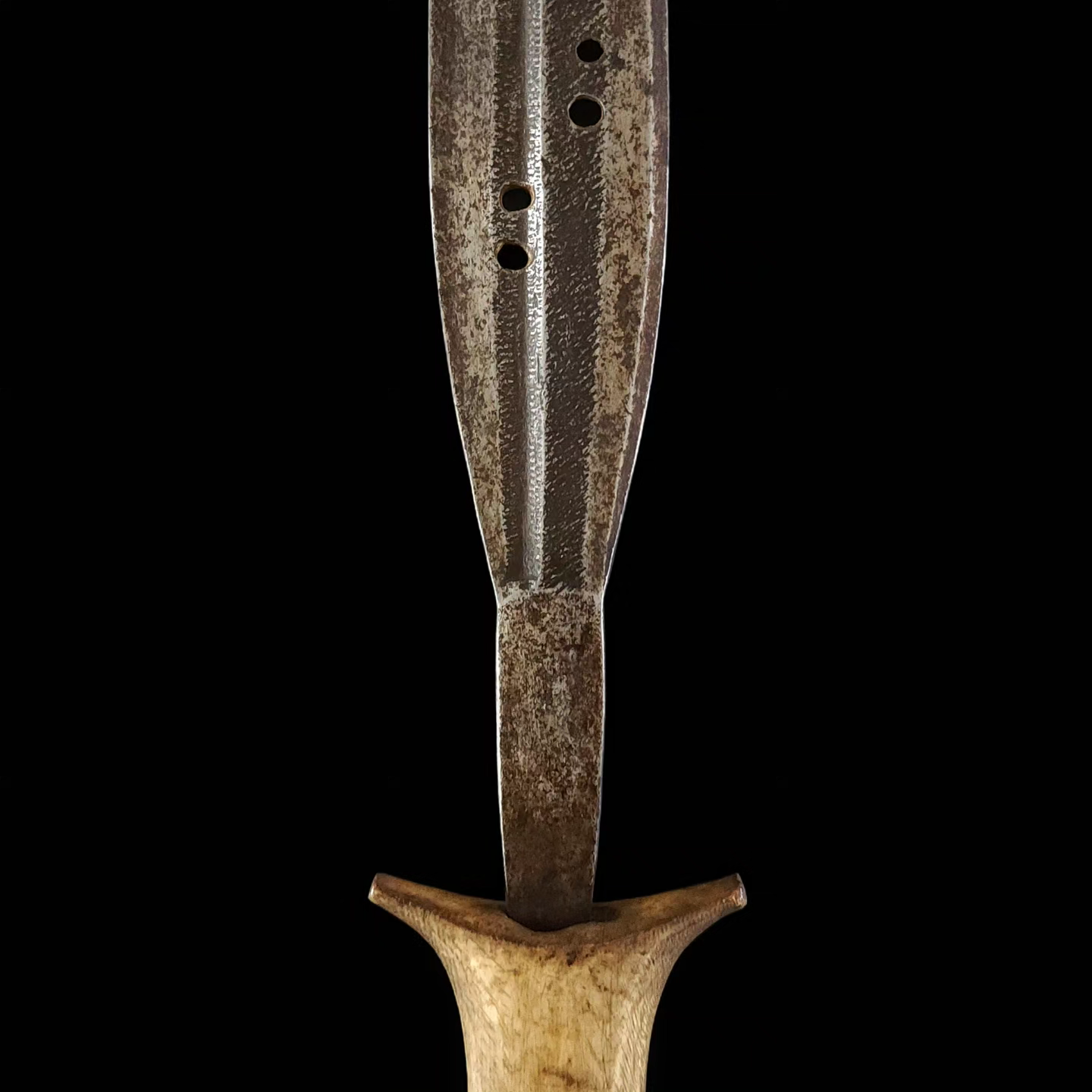 Rare Boa / Ngbandi Mambeli Short Sword