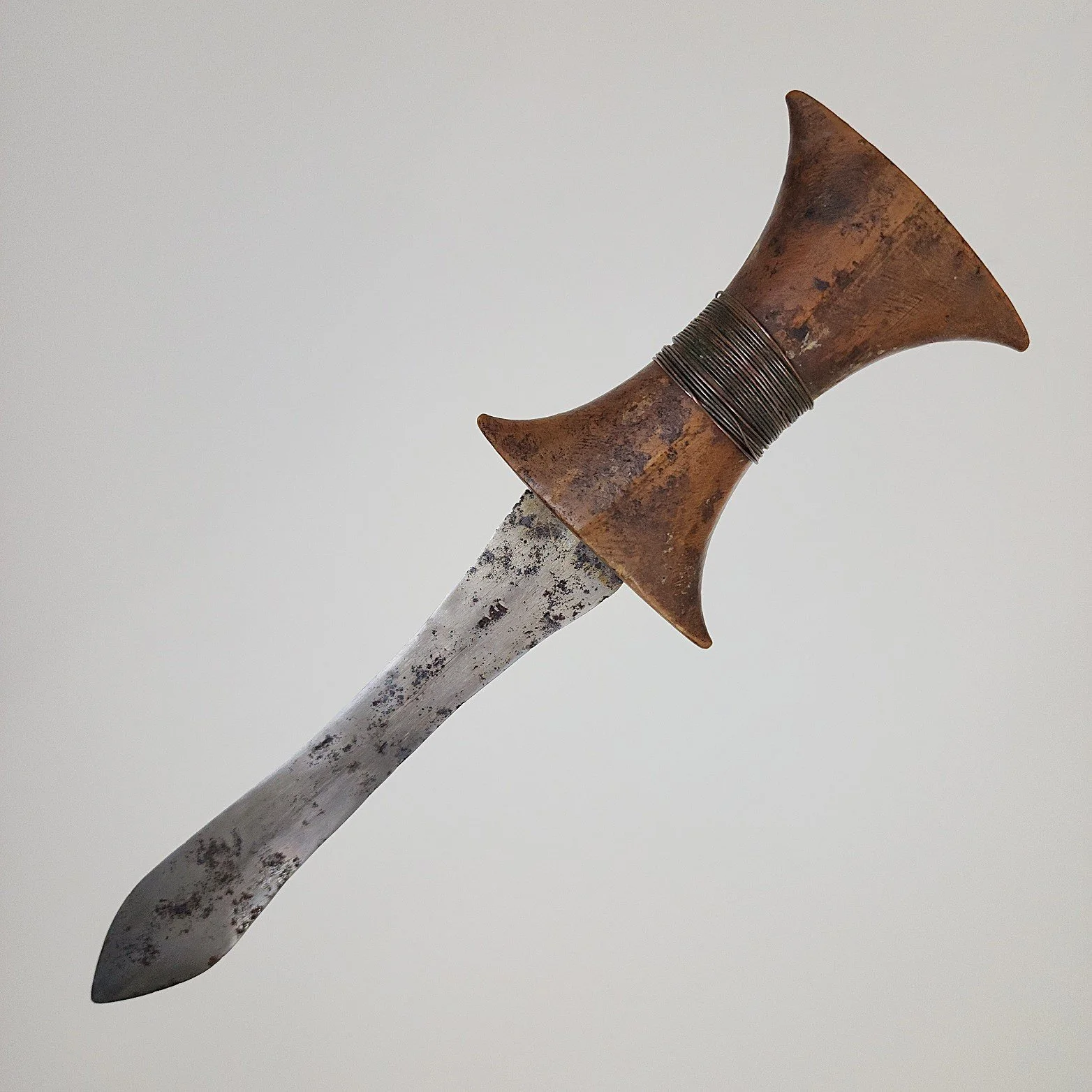 Arm Dagger