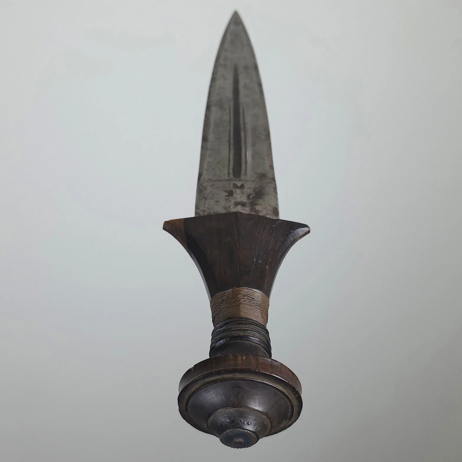 Chieftain Triple Dagger Set
