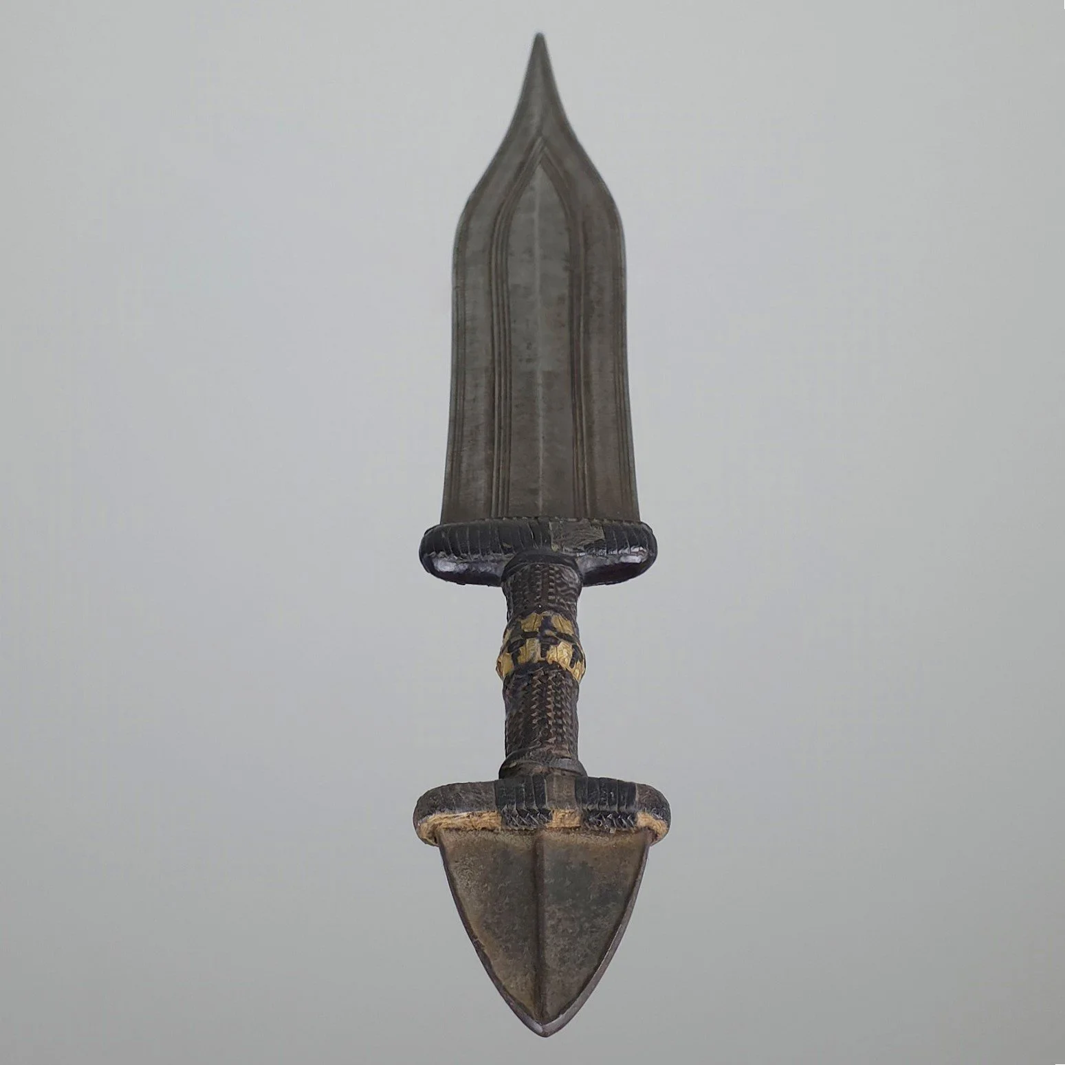 Kanuri / Kotoko Arm Dagger