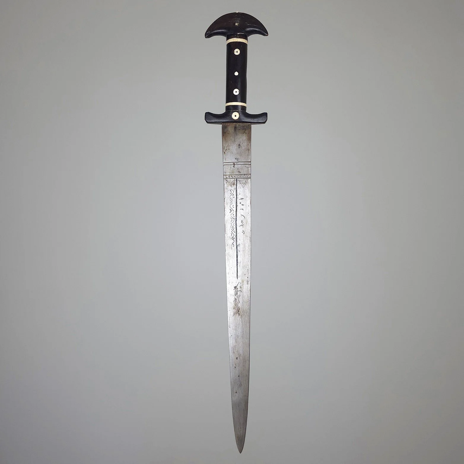 Nilotic Sudanese Crocodile Short Sword