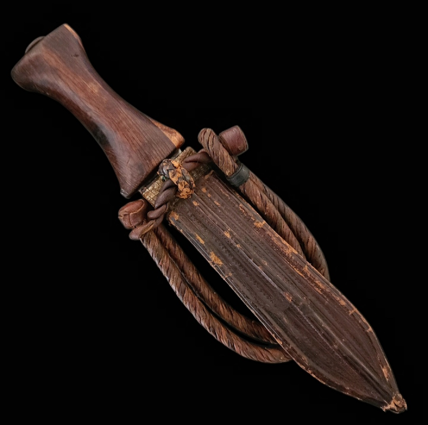 An Early Nubian Arm Dagger