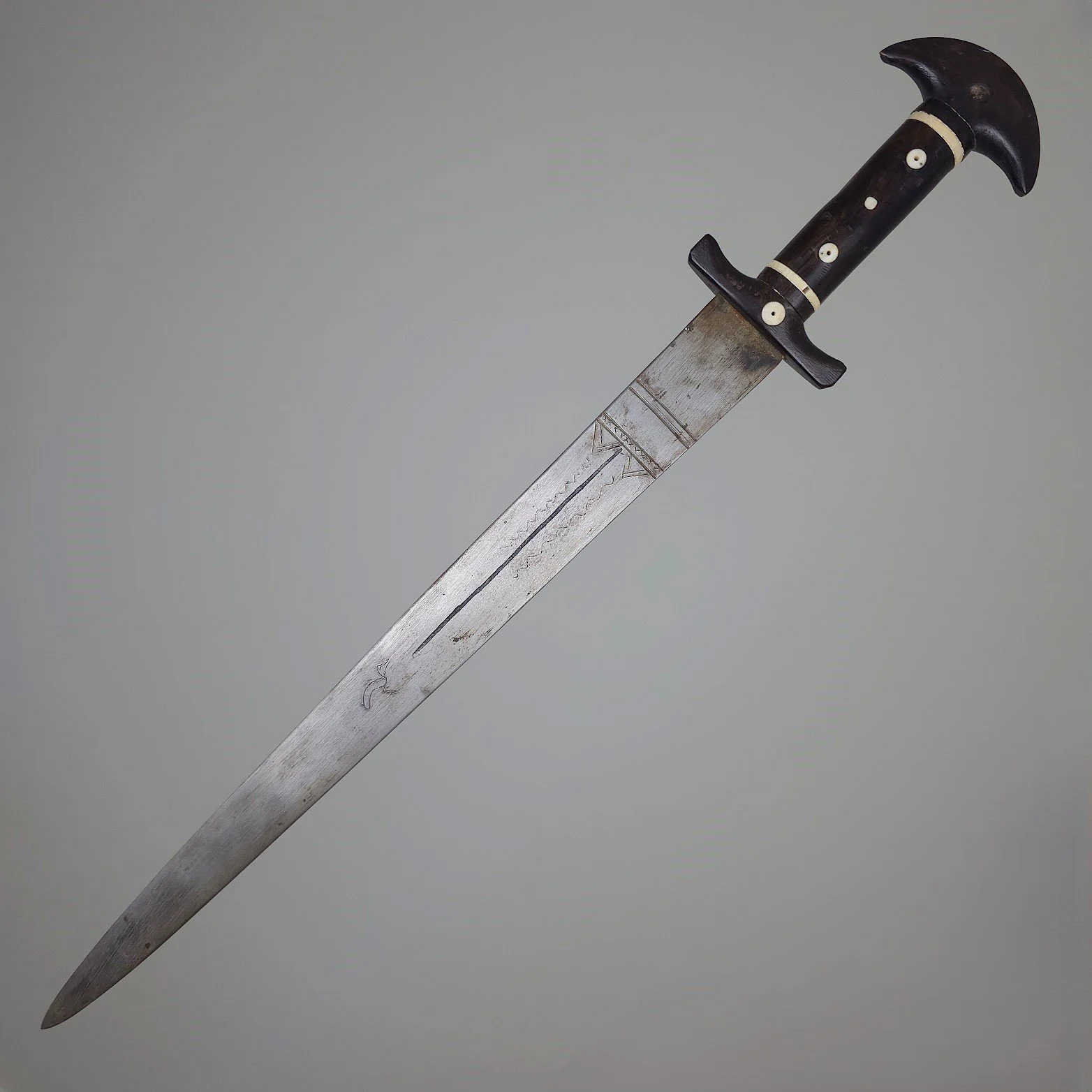 Nilotic Sudanese Crocodile Short Sword