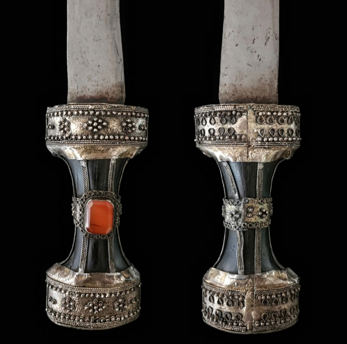 A Fine Ottoman Kurdish Khanjar