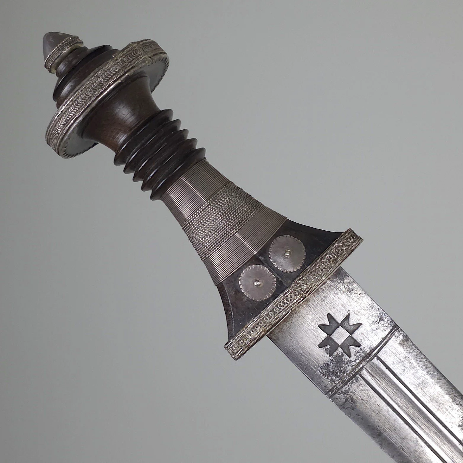 Arm Dagger
