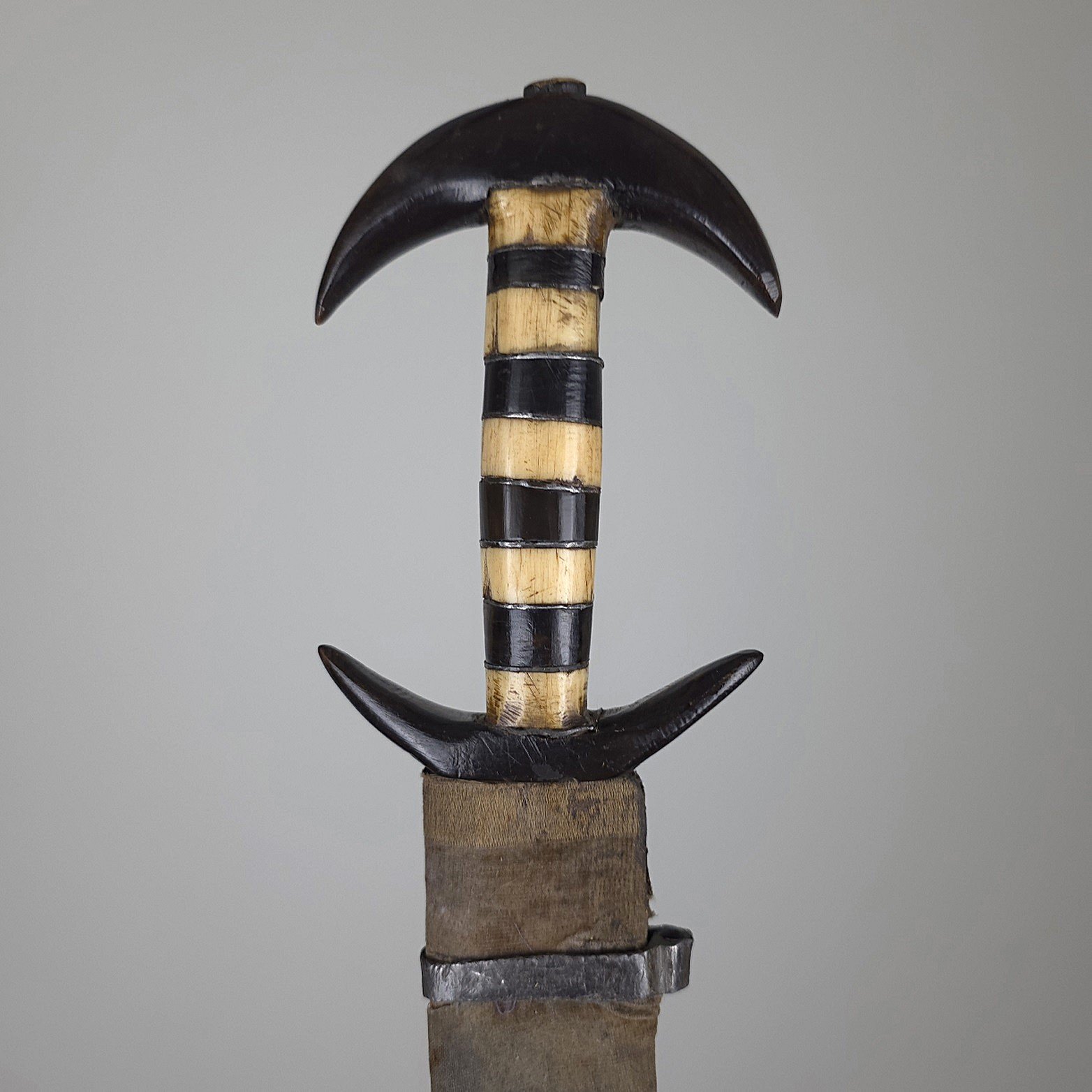 Dongola Dagger 488 7.jpg