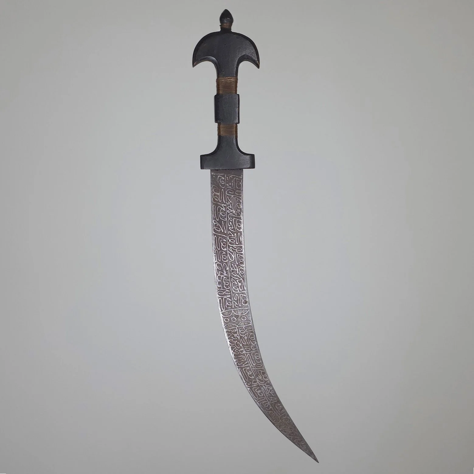 Chieftain Triple Dagger Set
