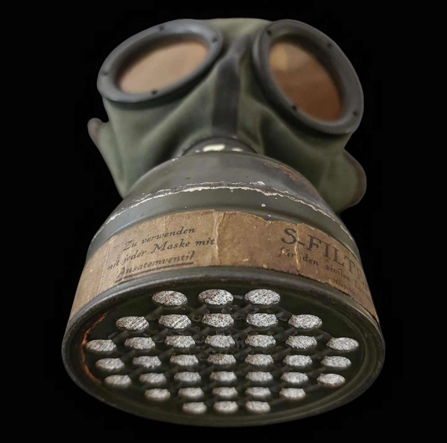 M30 Gas Mask 438 1.6.png