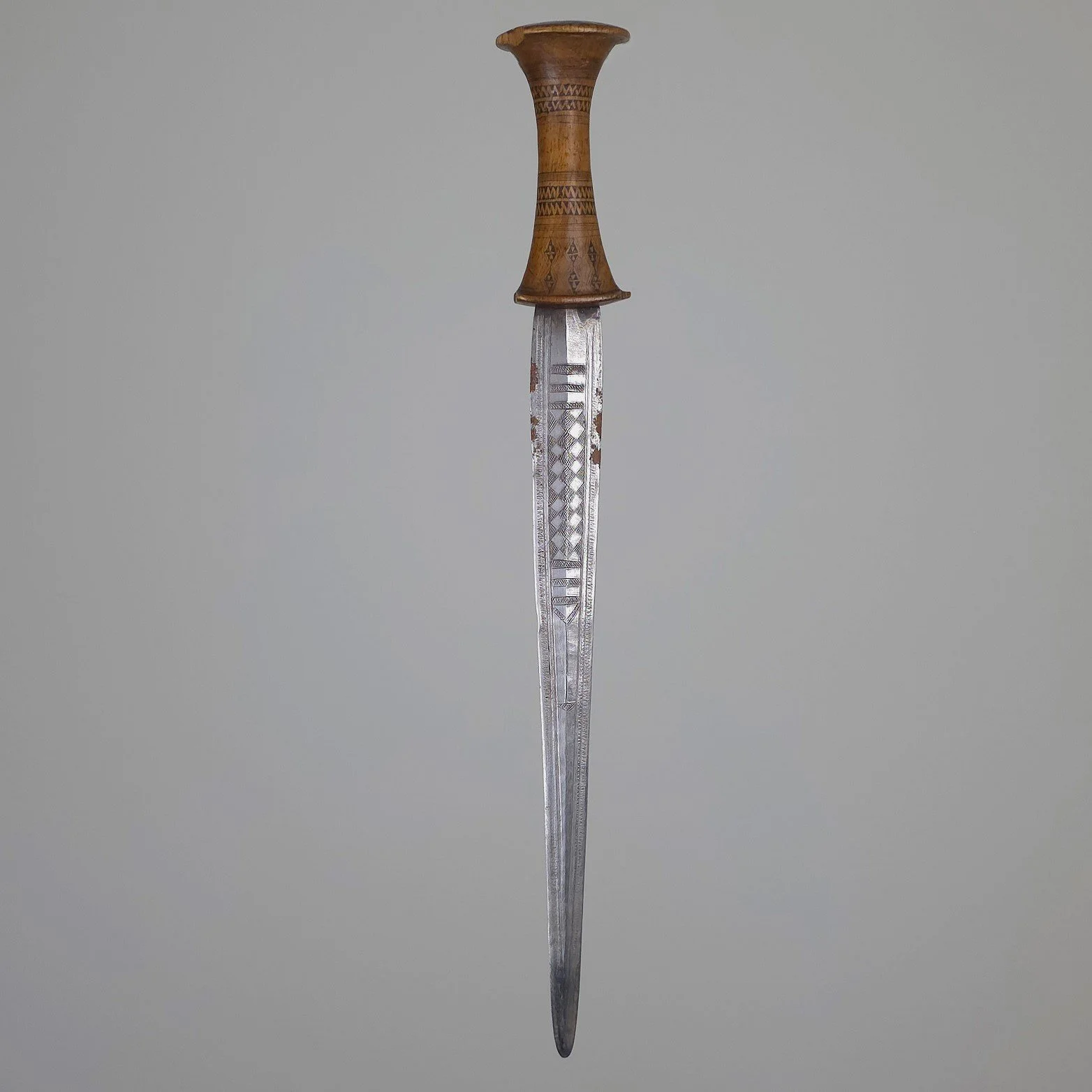Arm Dagger