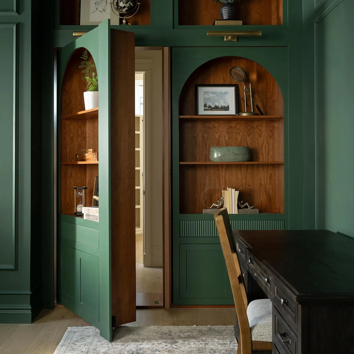 We love seeing our clients get the recognition they deserve. 👏🏻

@murphydoor is turning heads with their custom, American-made hidden doors - blending smart design, standout style, and serious space-saving function.

Led by founder Jeremy Barker, t