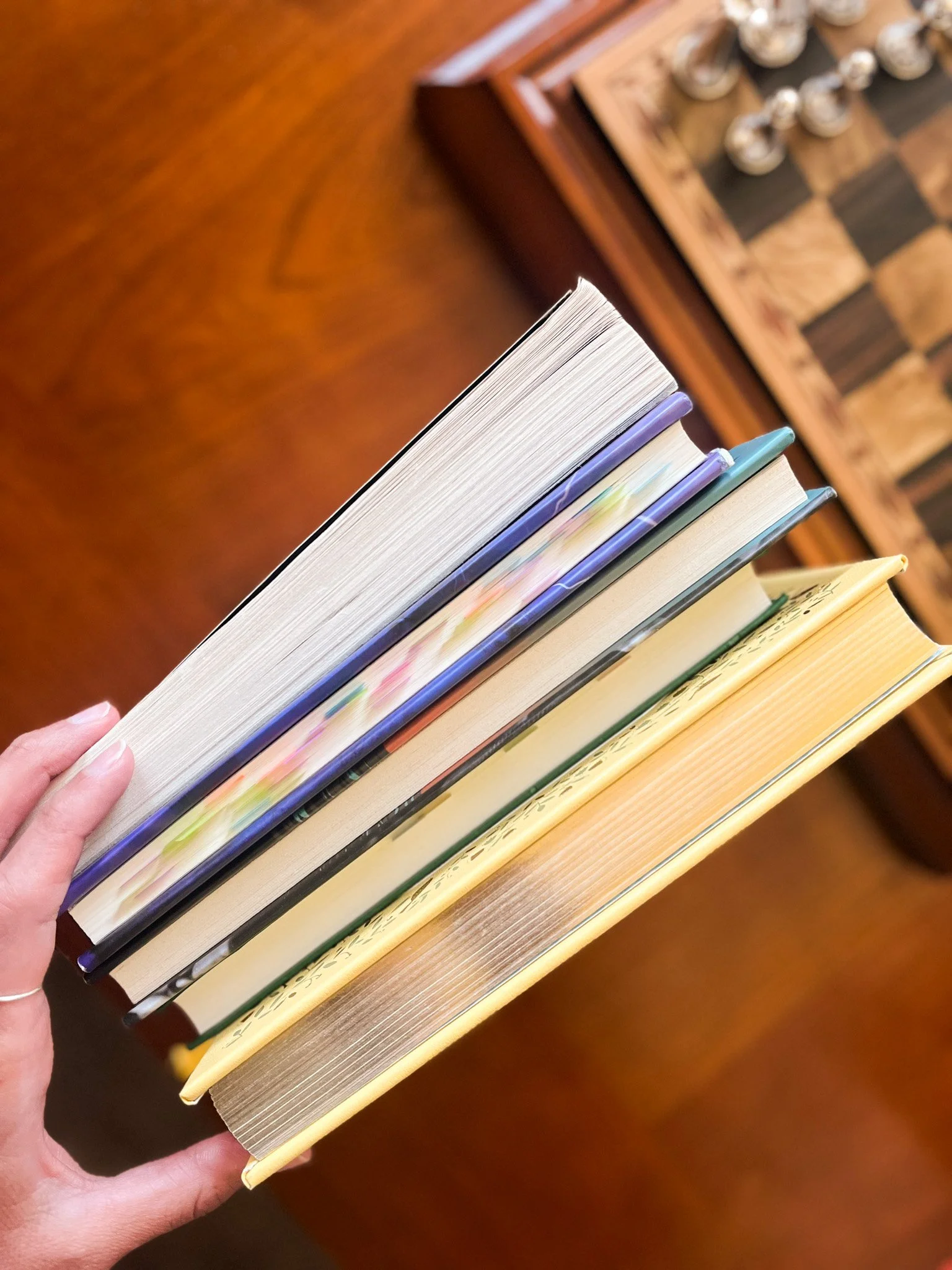 Humming Hearts Publishing's Book Club on Patreon