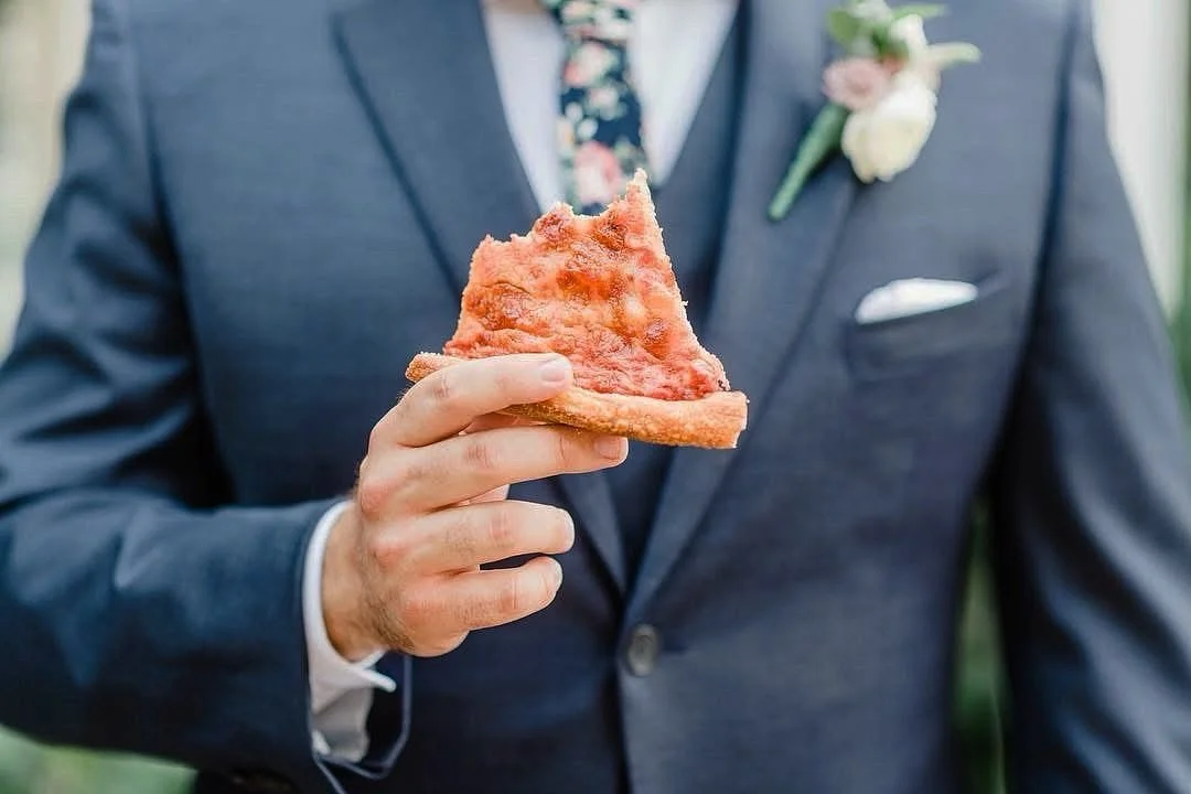 A slice of love, hold the drama 🍕 
When the pre-ceremony nerves hit but pizza&rsquo;s got your back. Suit? Sharp. Boutonniere? Fresh. Pizza slice? Iconic!

#sharynlouisephotography #innatbarleysheaffarm
#newhopepawedding #innatbarleysheafwedding
#sh