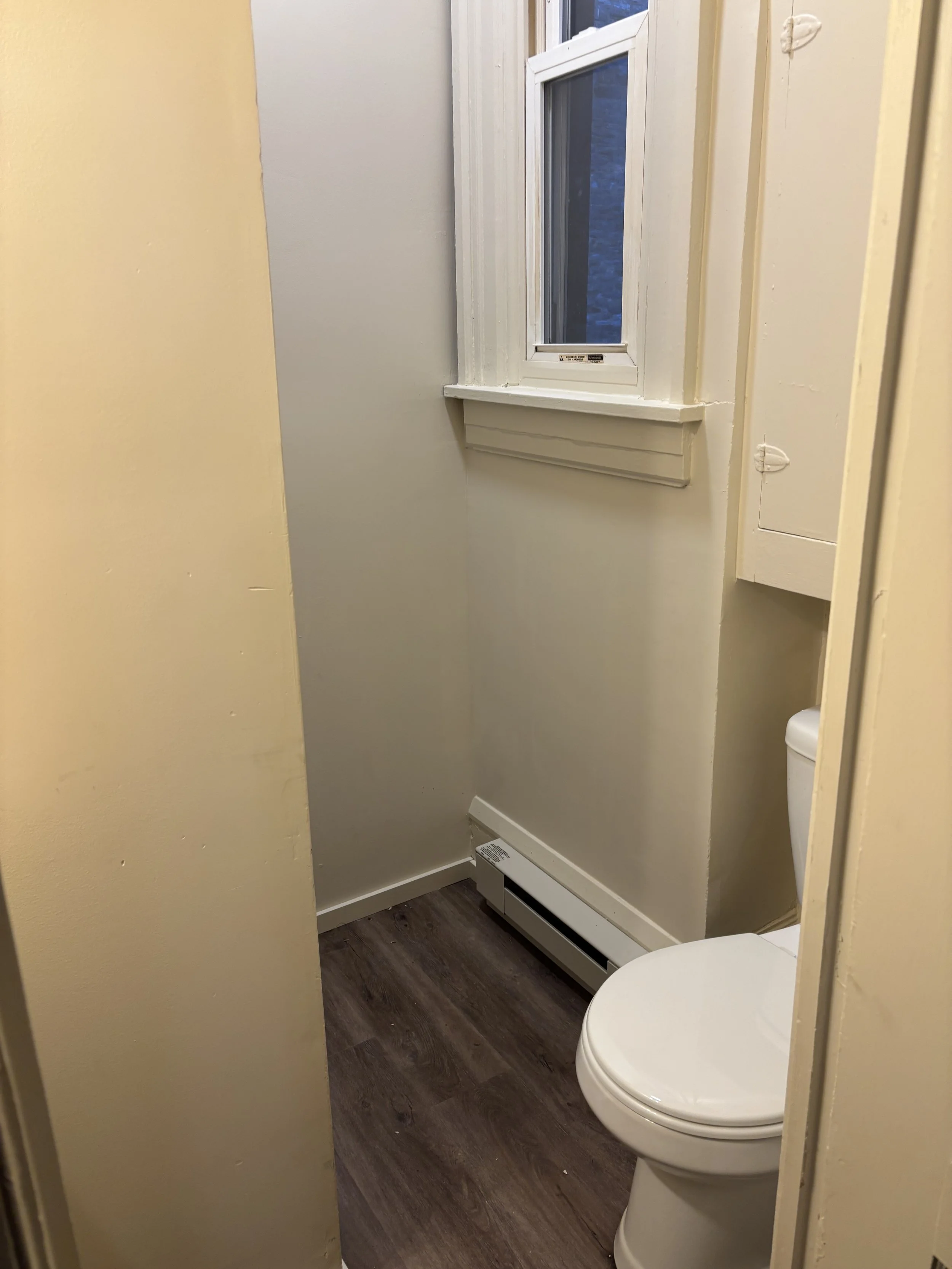 713 Lehman Street- Apartment 1- First Floor!  Lebanon PA!