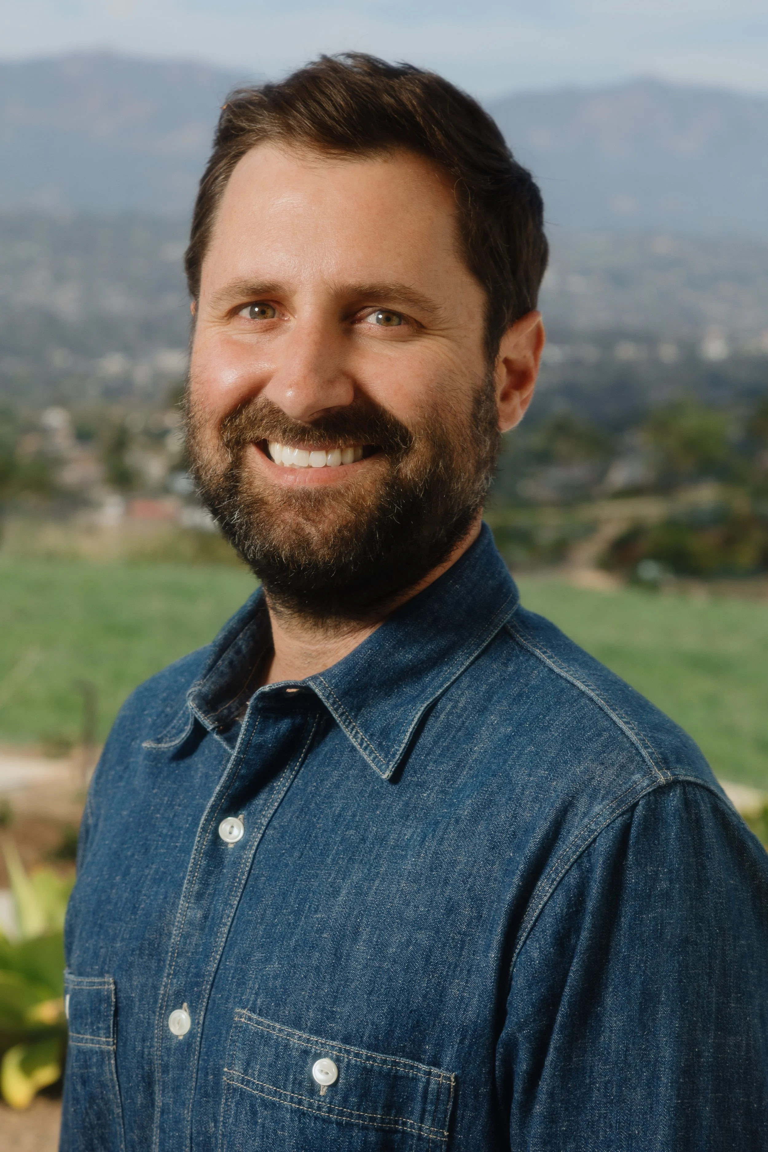 YoungConstruct_Headshots_2025-WEB-9_Woody Thomson.JPG