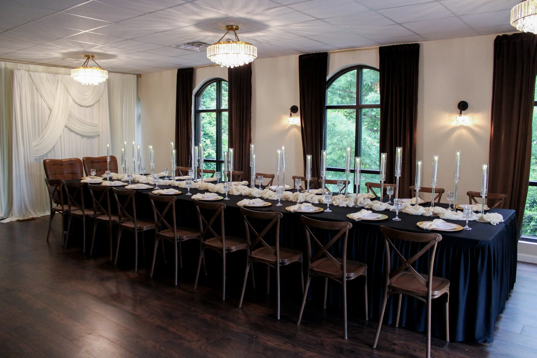 black linen lounge-4.jpg