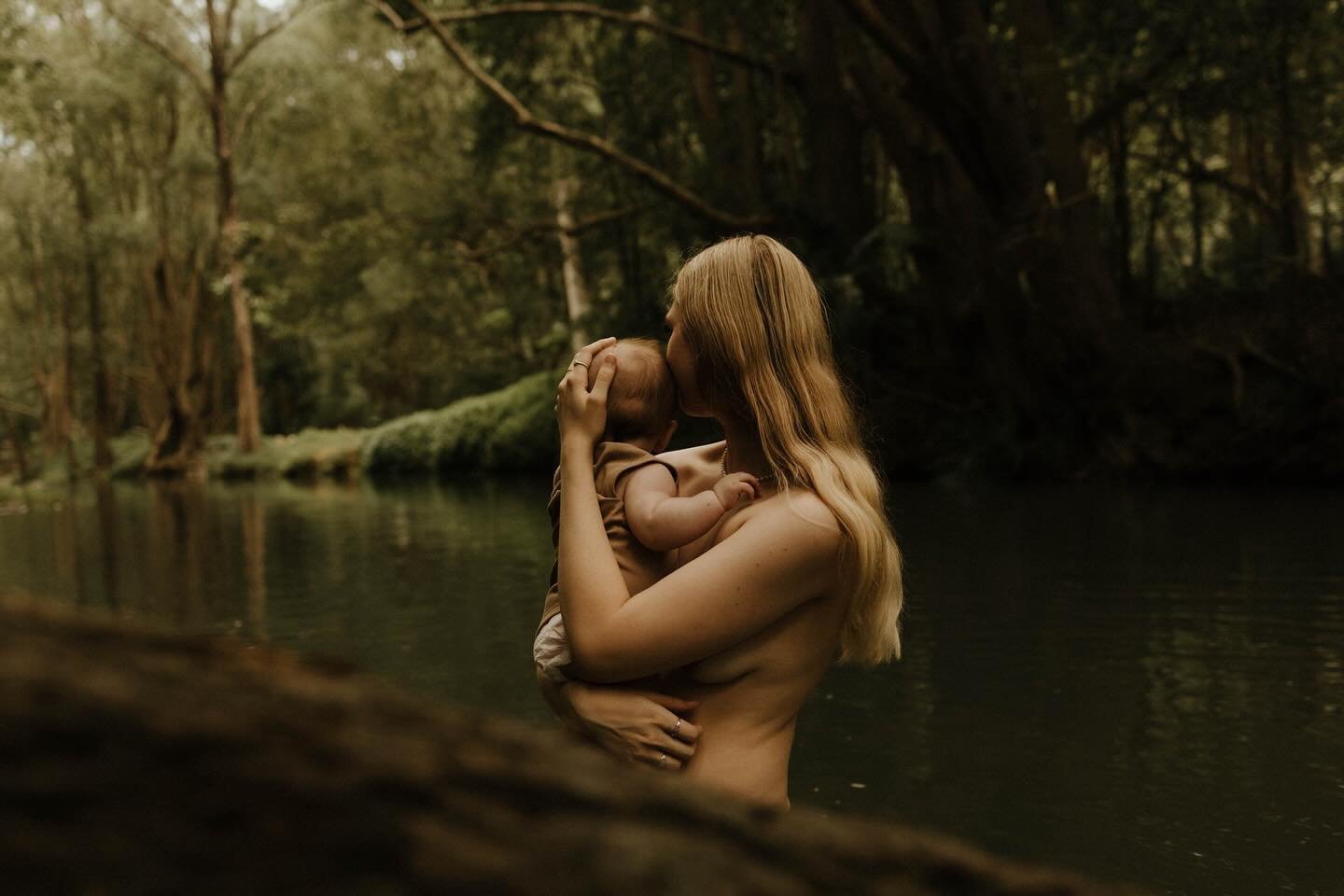 What a stunning afternoon we had for our Mother&rsquo;s Day sessions. There&rsquo;s something about this place. I feel so calm and in my element shooting here, especially with the beautiful mama&rsquo;s I was lucky enough capture with their baby girl