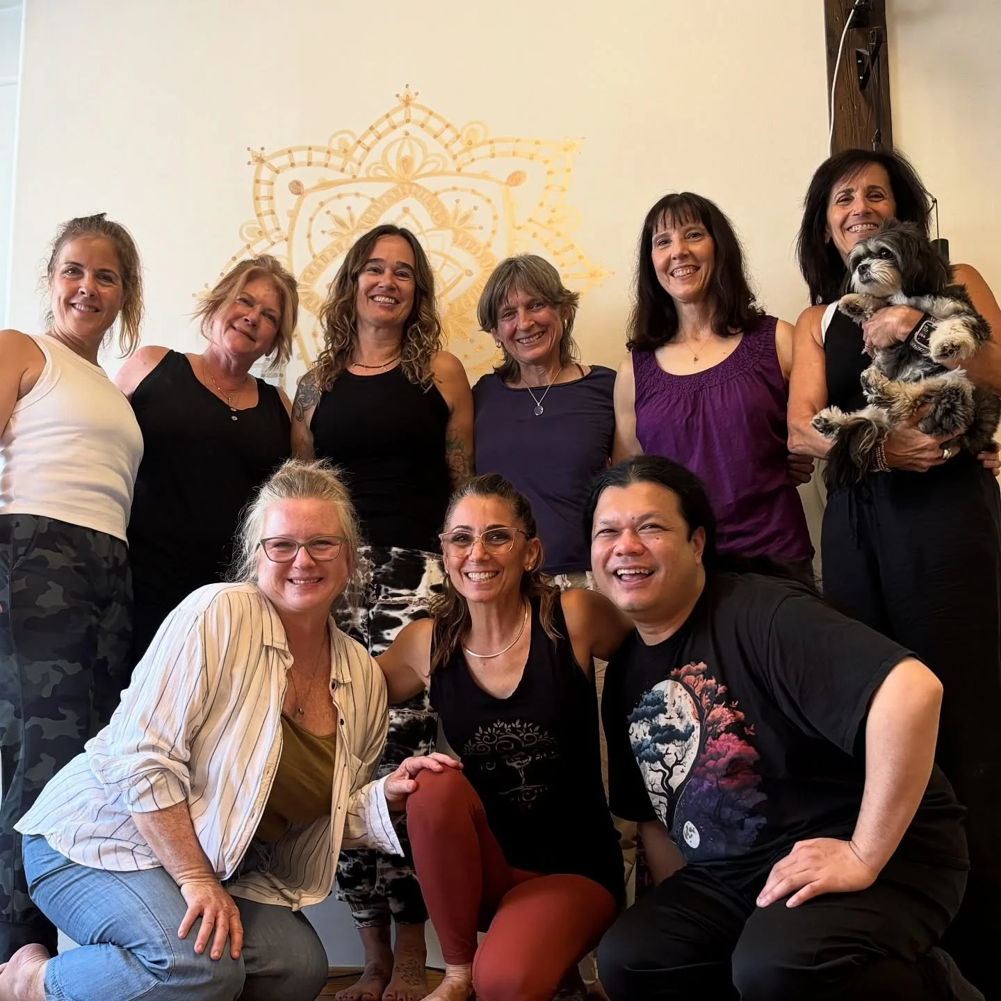 When you surround yourself with amazing people, amazing things happen. 🌿

I&rsquo;m so grateful for this incredible team, each one bringing their own heart, wisdom, and light to our shala. Together, we create something far greater than any one of us