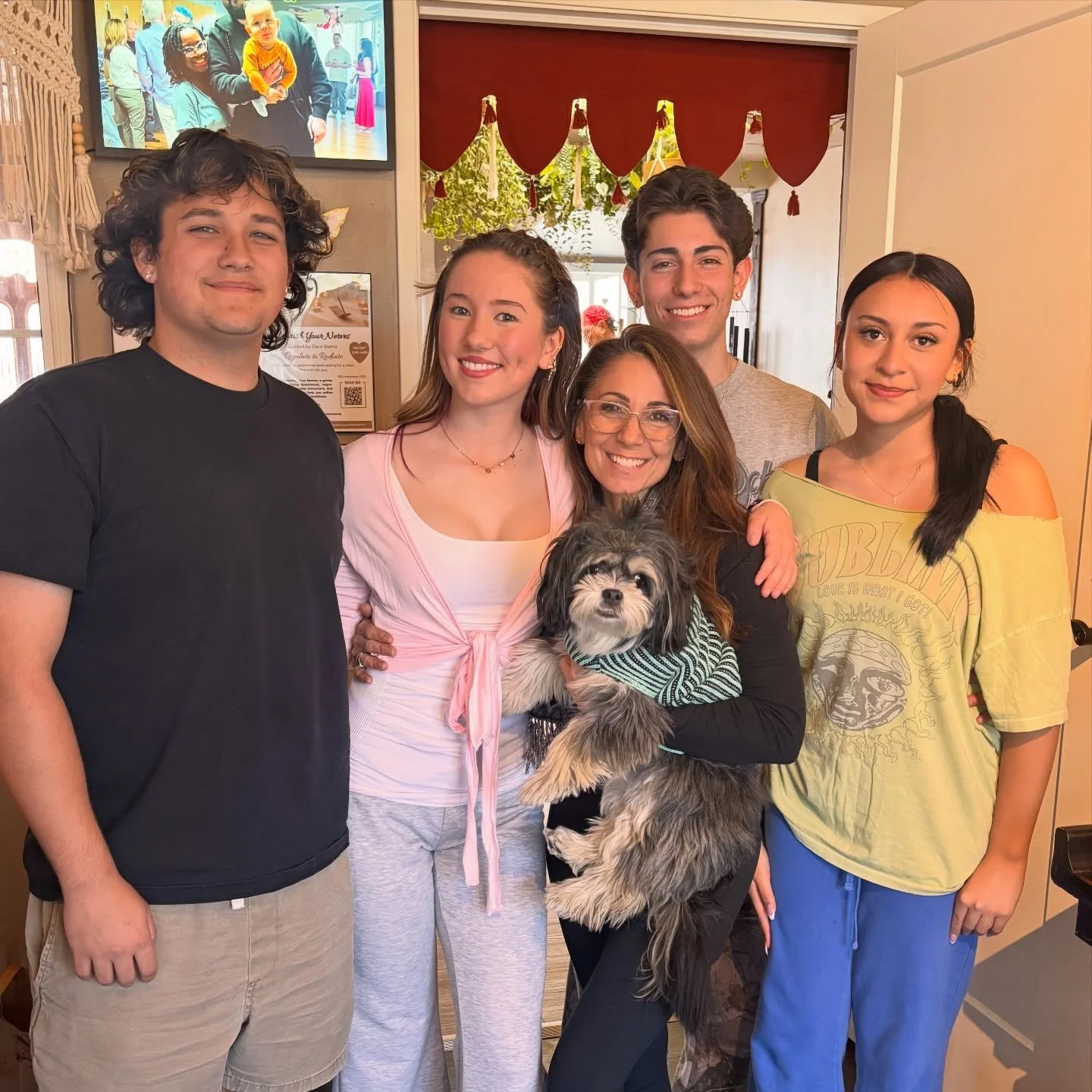 Bursting mama heart 💓
I love that my favorite kiddos came and took my flow class.

My hope is that it sparked something in them&hellip;a remembering of that quiet place inside, where breath slows, the body softens, and peace can always be found.

Pl