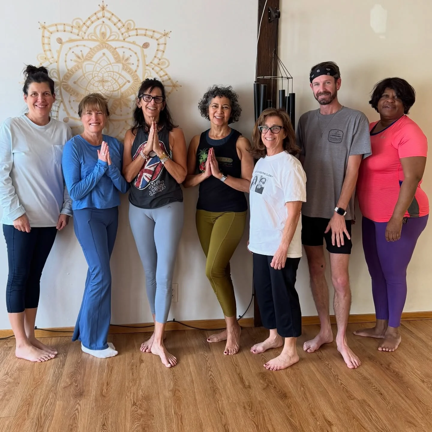 Some of our Total Body Reset crew with @allisonnelsonyoga 

A little strength💪
A little stability🫨
A little stretch🤸🏻
A full-body reset🧘🏼&zwj;♀️🧘🏻&zwj;♂️

Every Wednesday &amp; Friday 10:30

Come move, breathe, and give your body the support 