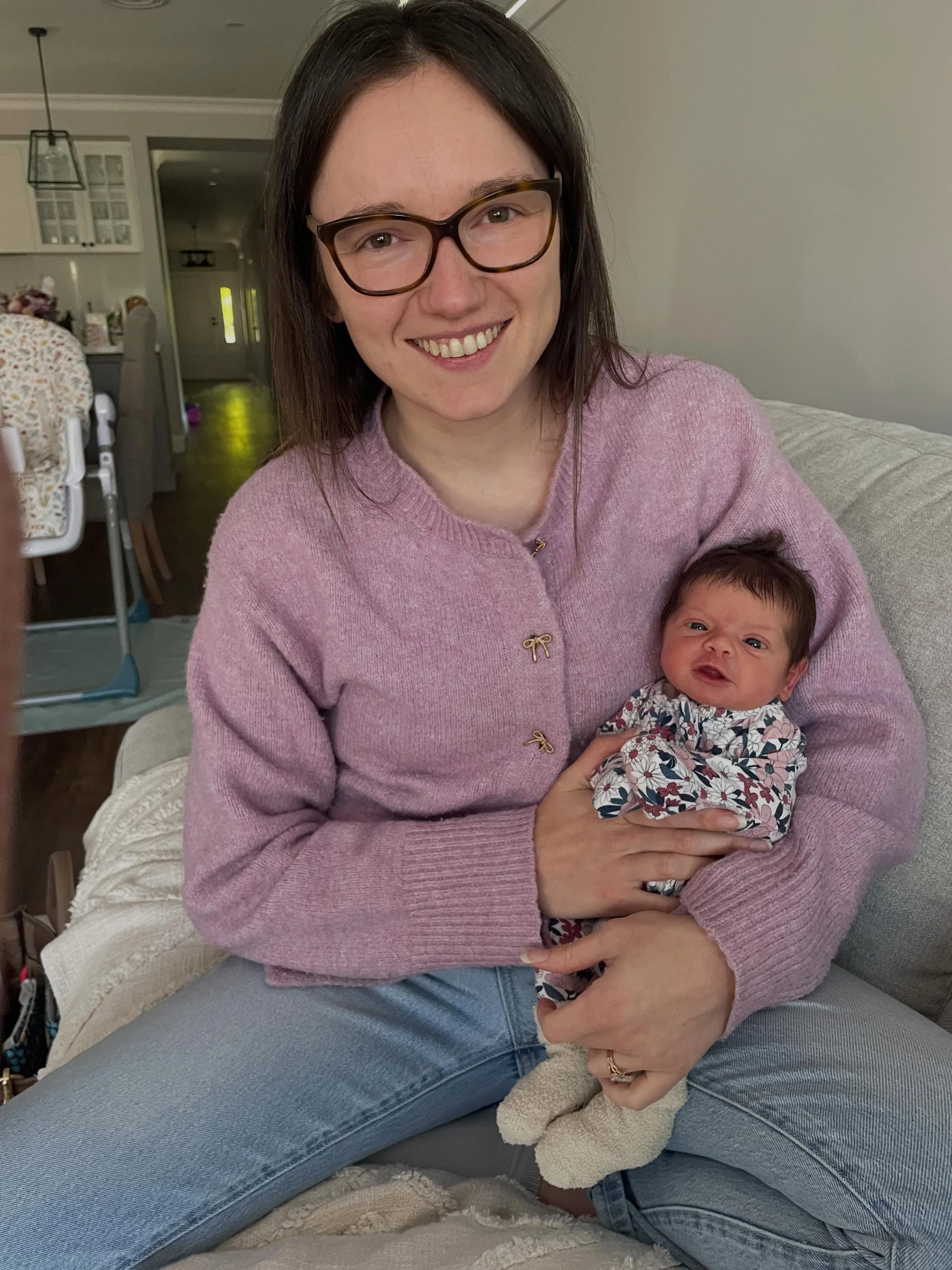 At only 6 days old Amina understood the photo assignment 🩷 

As midwives, we too are feeling your baby grow, hearing their heartbeat week after week and getting to know them alongside you. It makes it even more special to meet them earth side 🤰🏼

