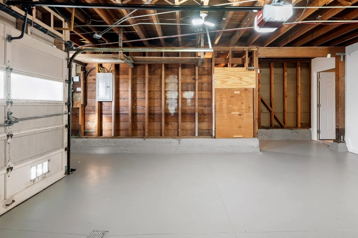 Garage.jpg